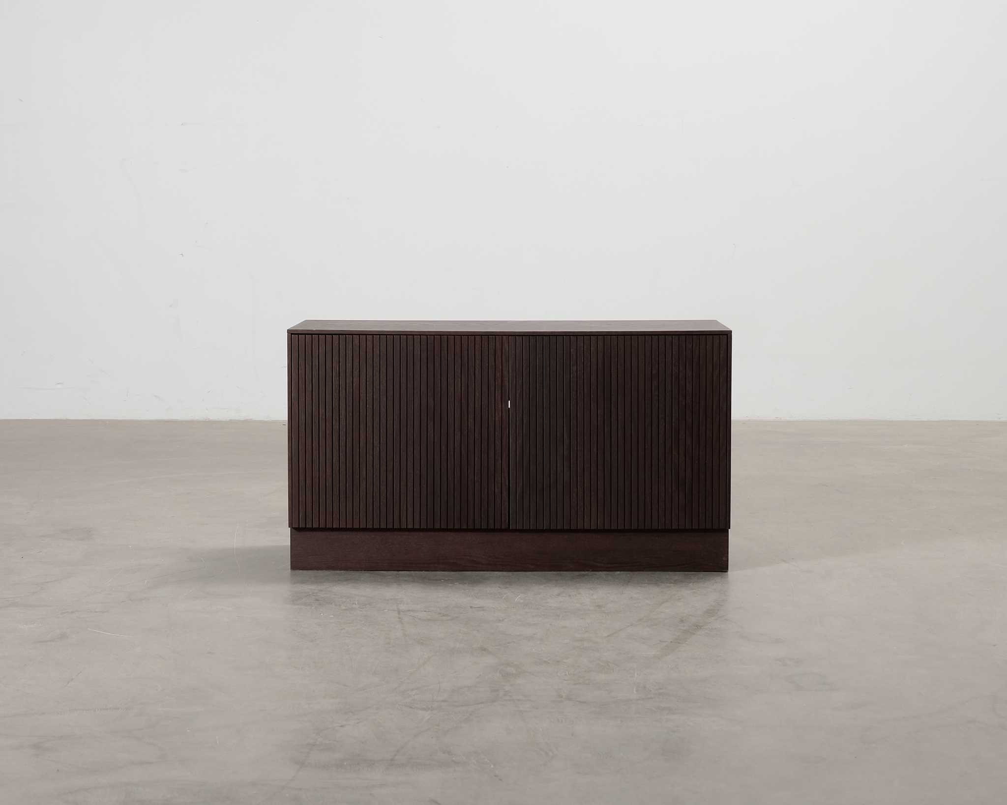 FeelDesign Line sideboard m&ouml;rkbrun