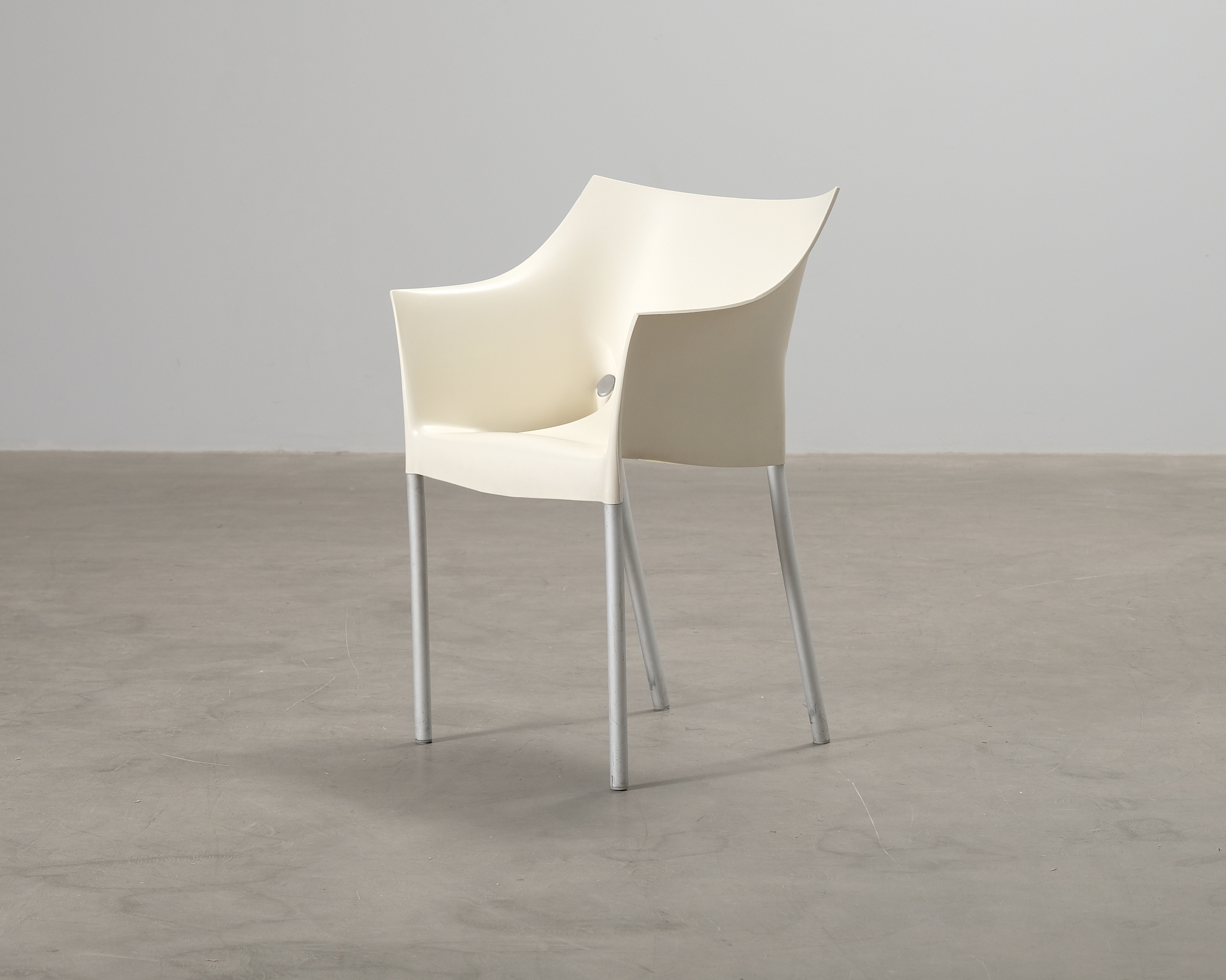 Kartell Dr. NO tuoli valkoinen