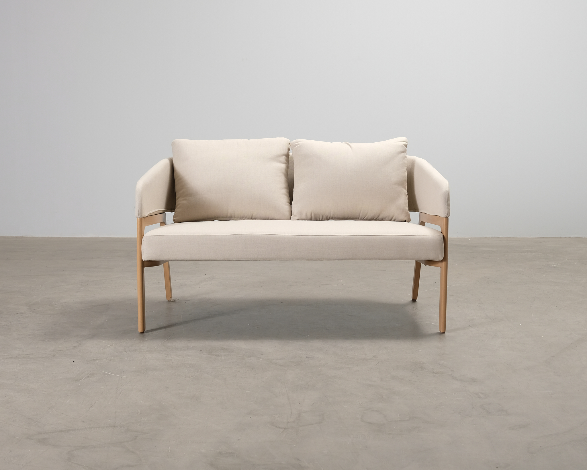 Forms & Objects Viola 2-sits utesoffa beige