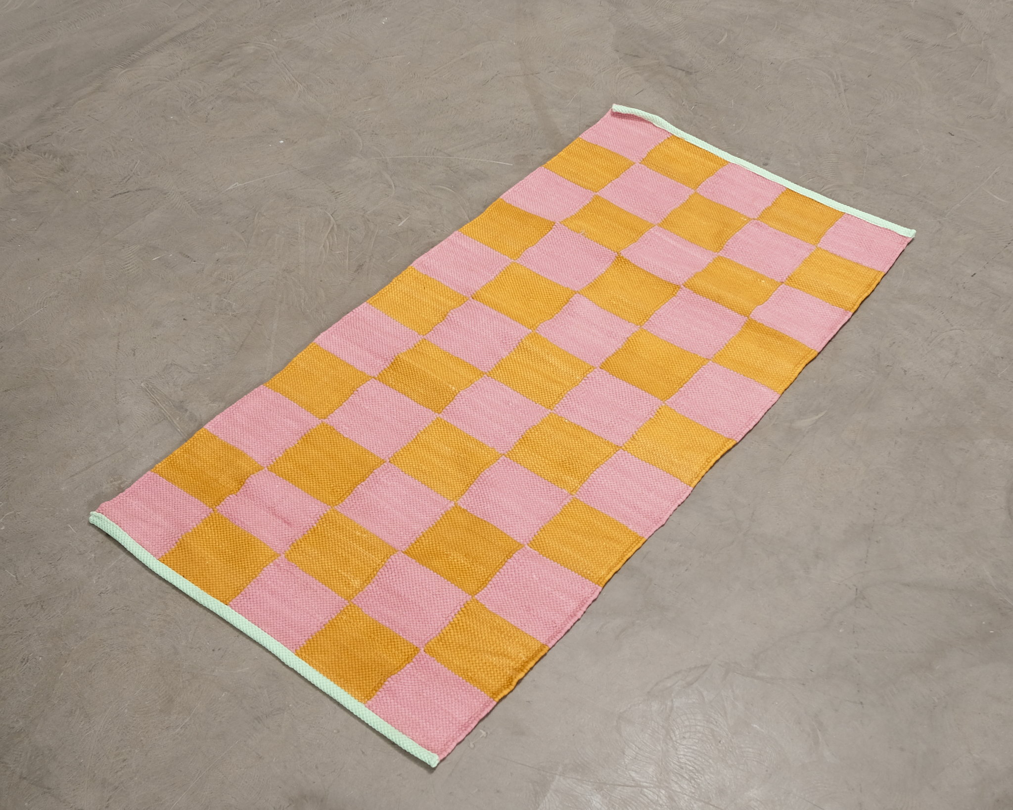 Rugvista Tommy g&aring;ngmatta 75 x 160 cm orange / rosa