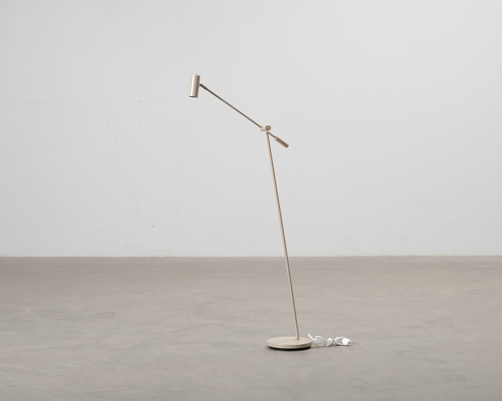 Belid Cato golvlampa Nougat