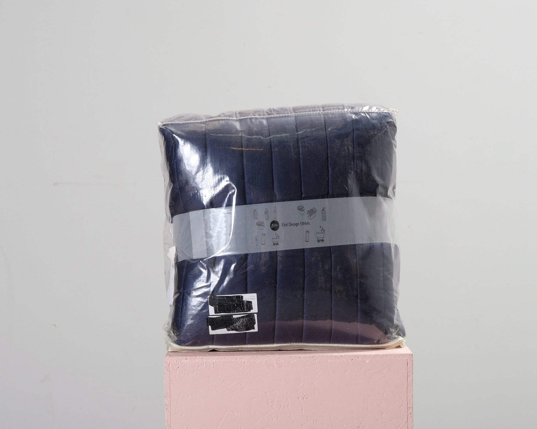 Philia överkast 270 x 270 cm mörkblå