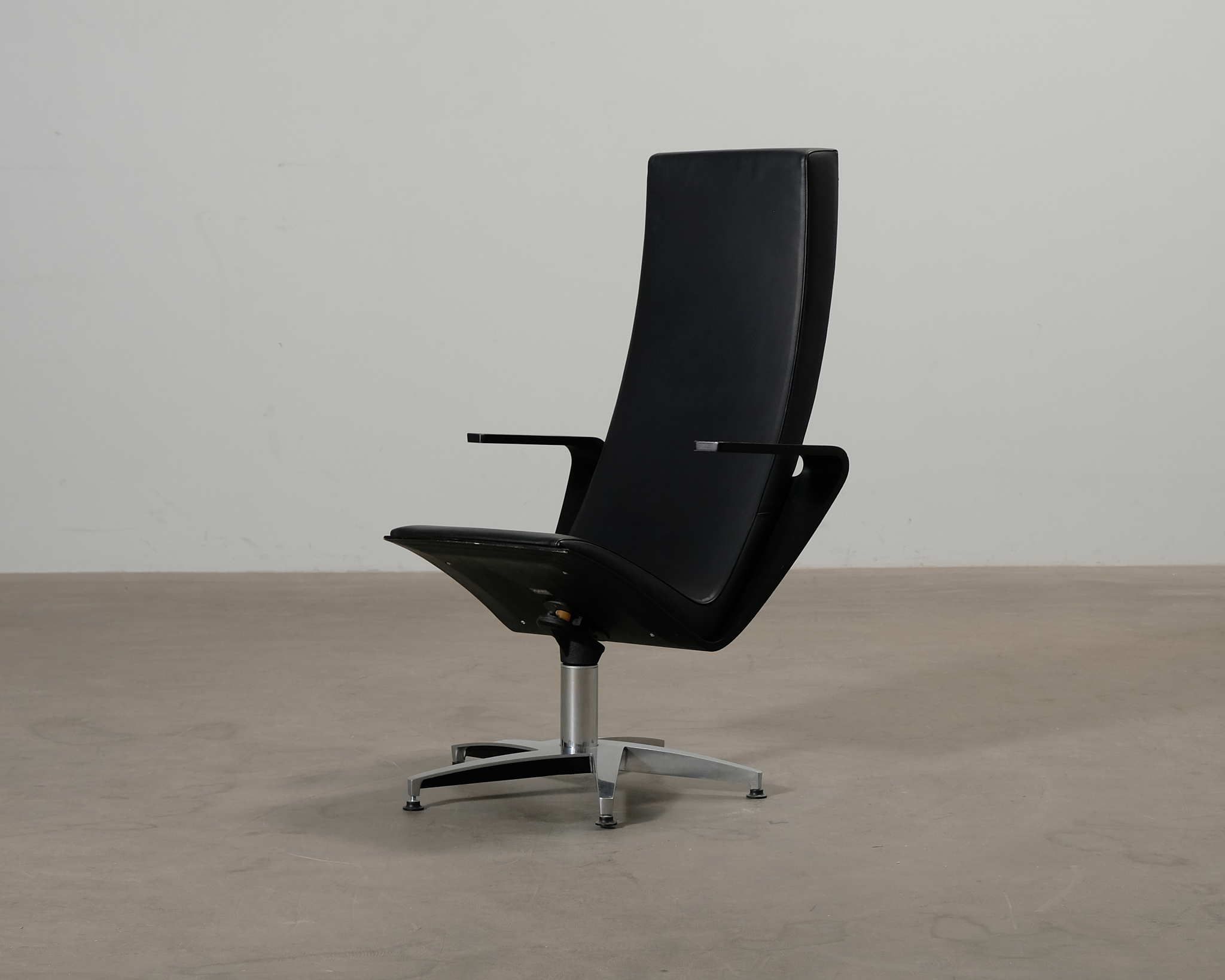 Avarte Sessel 99-01 työtuoli musta