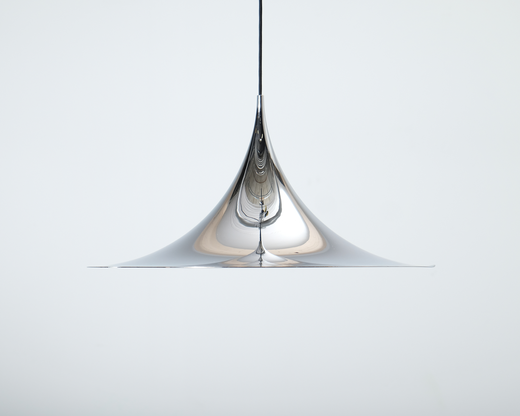 Gubi Semi pendellampa &oslash; 60 cm krom