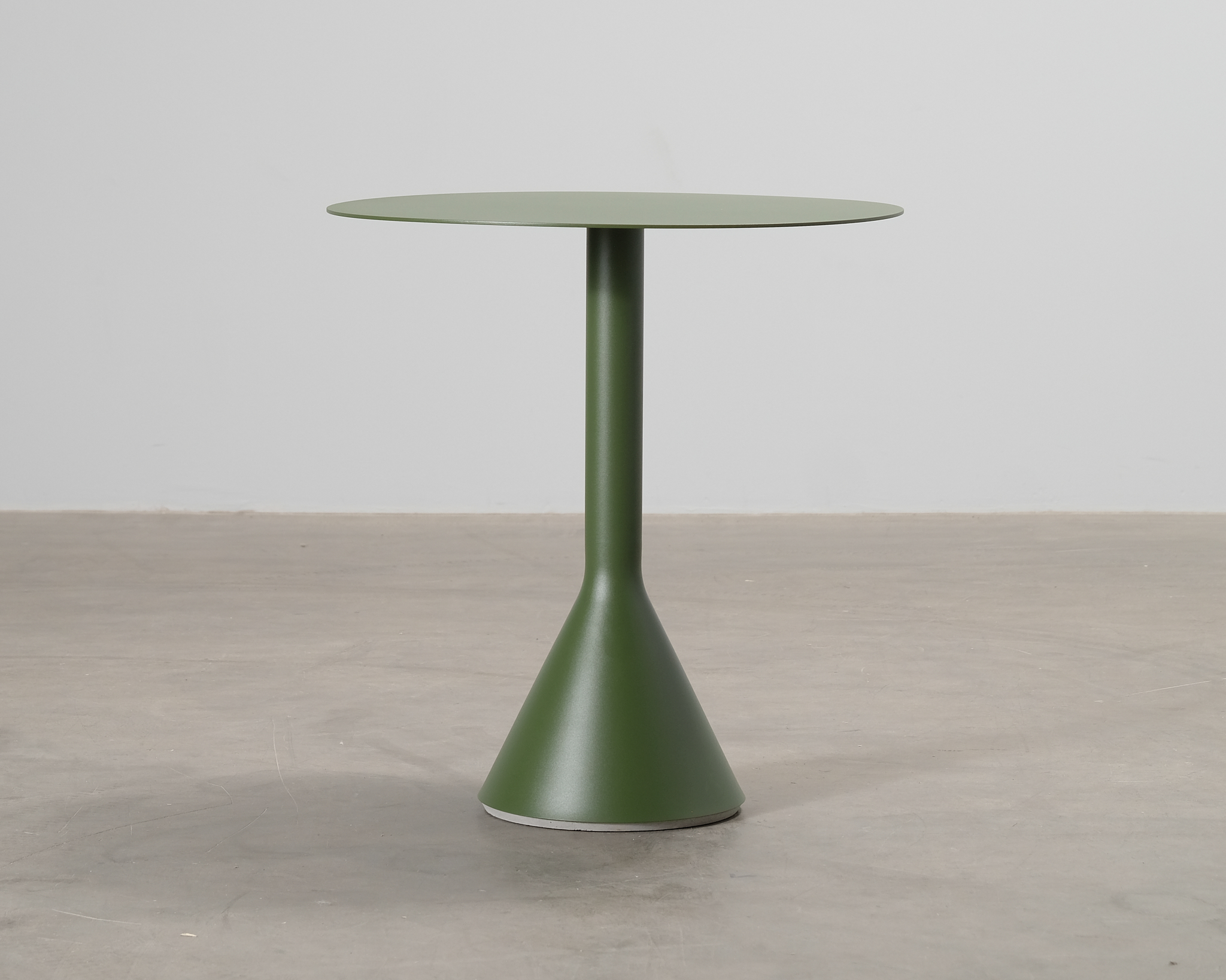 HAY Palissade Cone bord ø 70 cm olivgrön