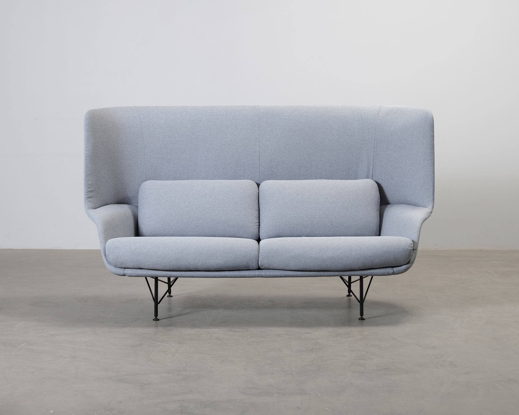 Herman Miller Striad Lounge 2-istuttava sohva vaaleansininen