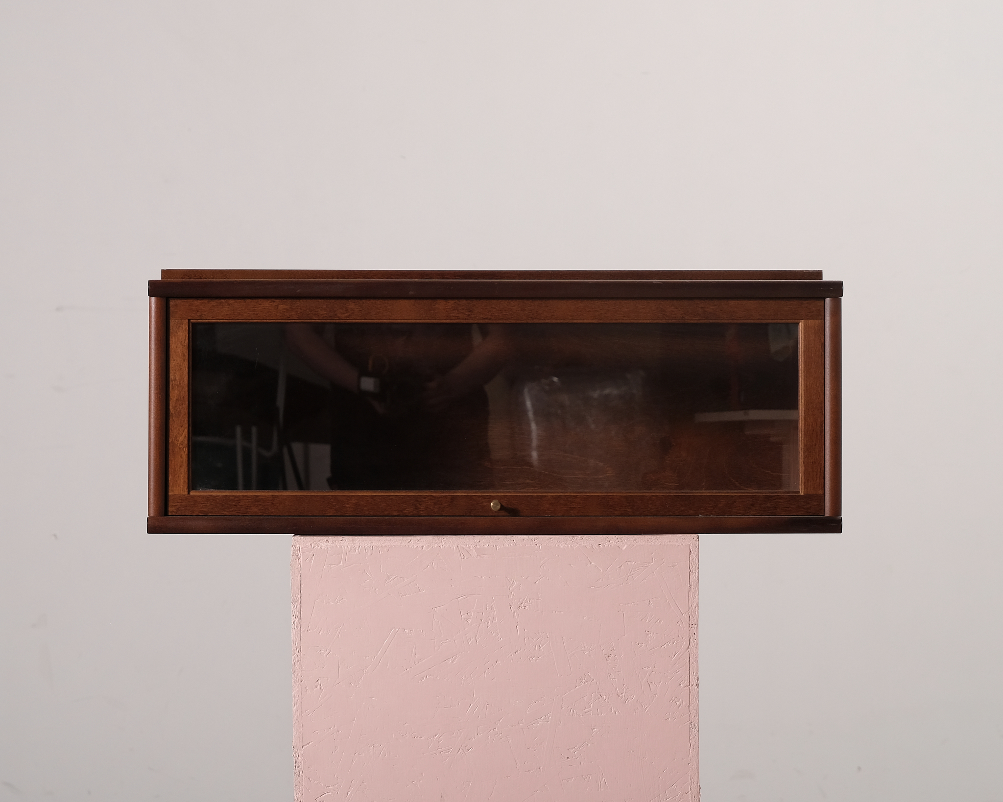 Boknäs vitrinskåp med glasdörr S31