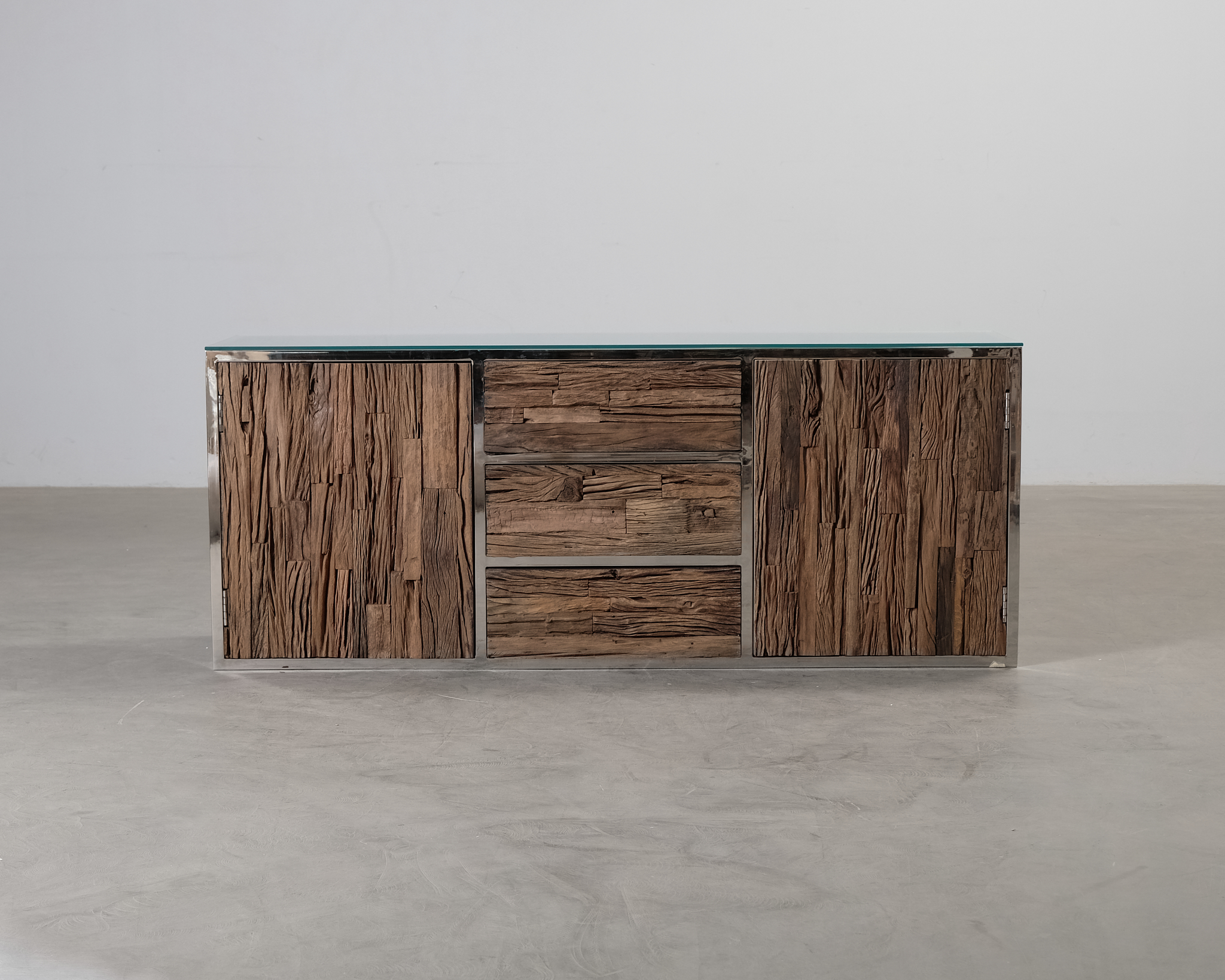 Richmond Interiors senkki