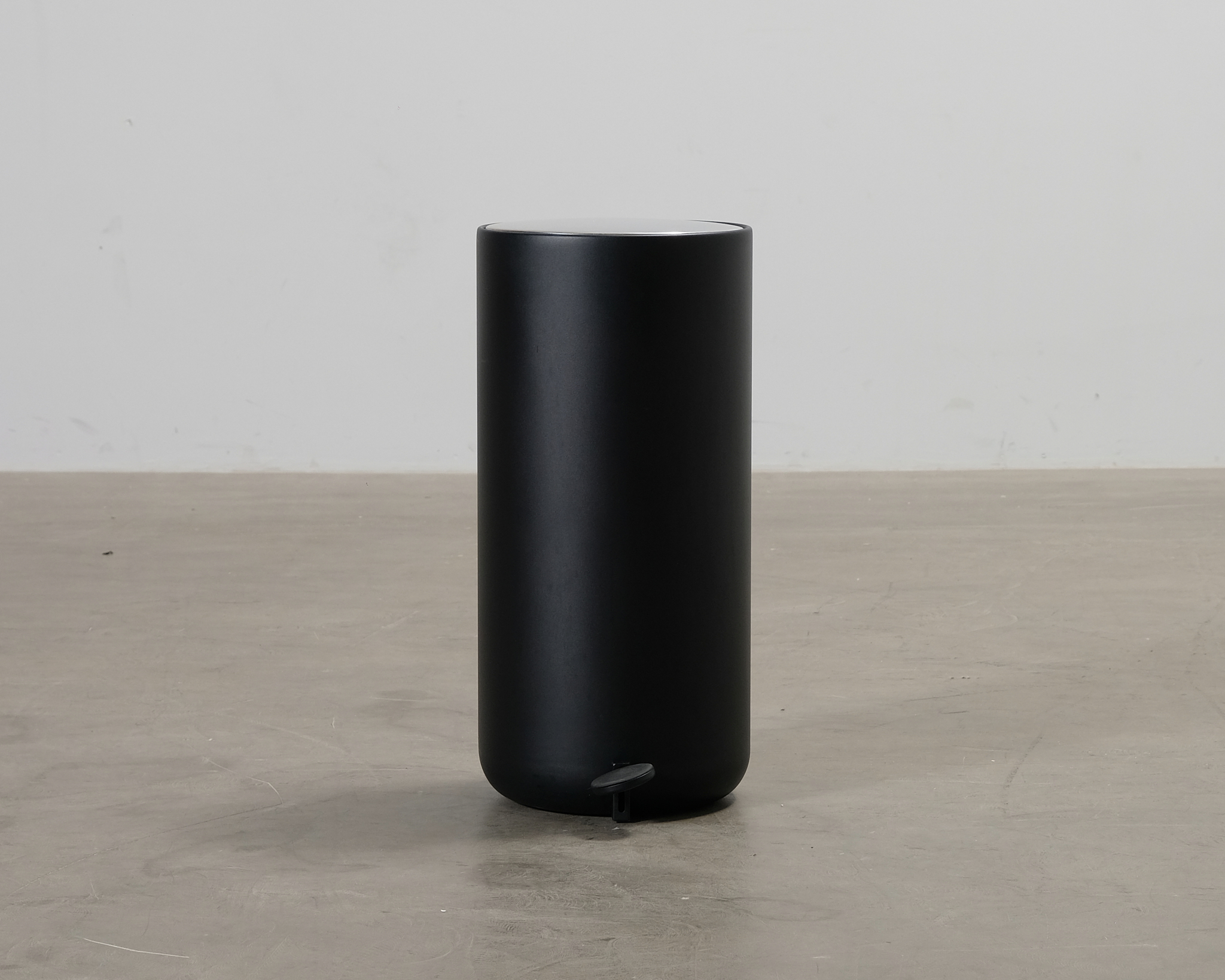 MENU Pedal skräpkorg 20L svart