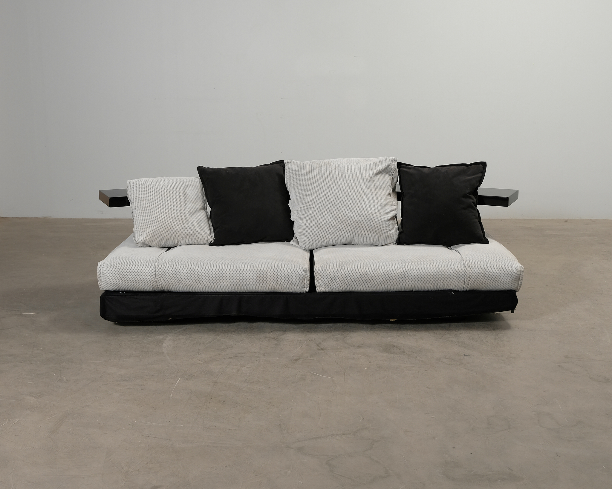 Saporiti Mauro Lipparini Avedon sohva musta / harmaa