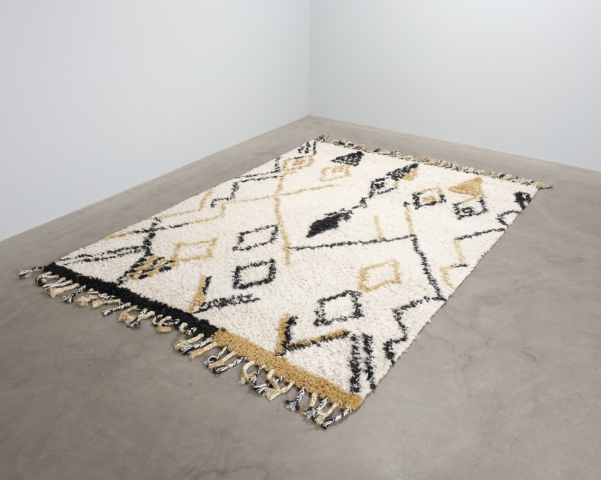 Layered Modern Oriental ullmatta 250 x 350 cm Saffron