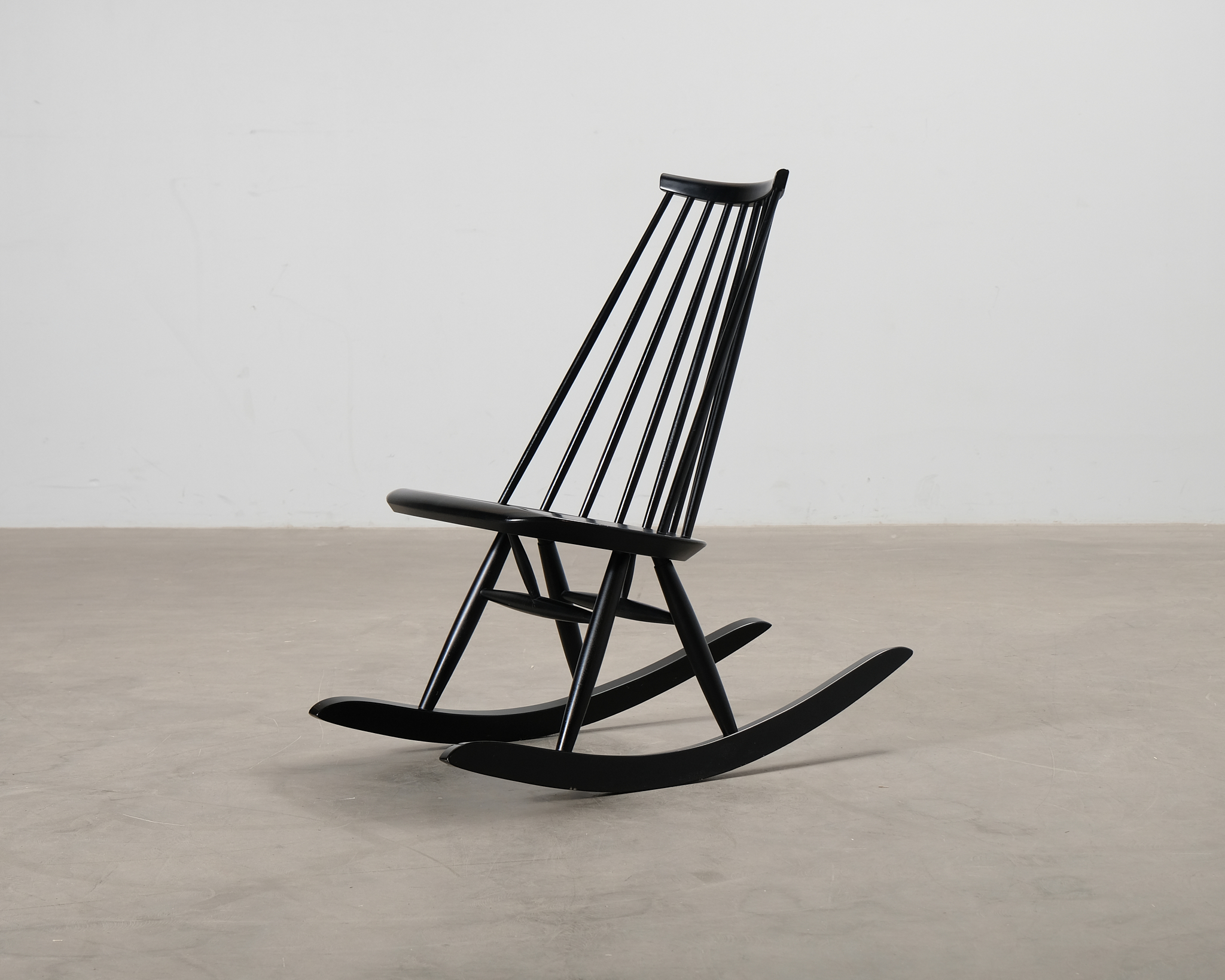 Artek Mademoiselle gungstol svart