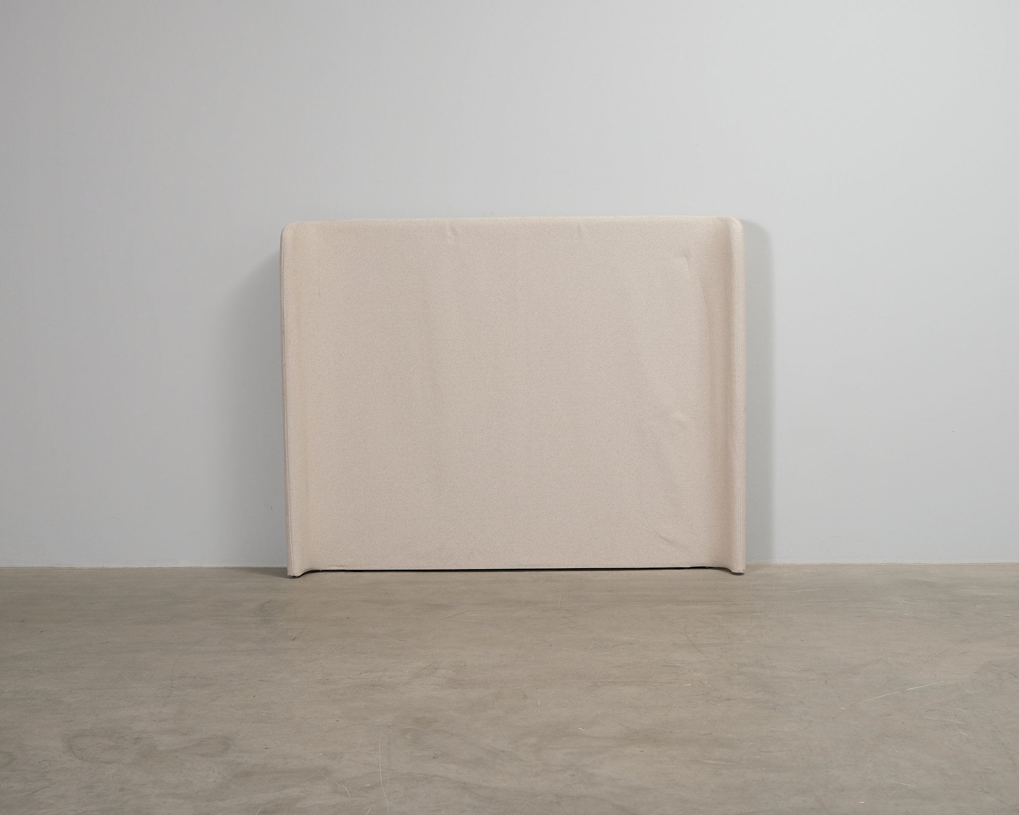 Forms & Objects Plus s&auml;nggavel 160 cm beige