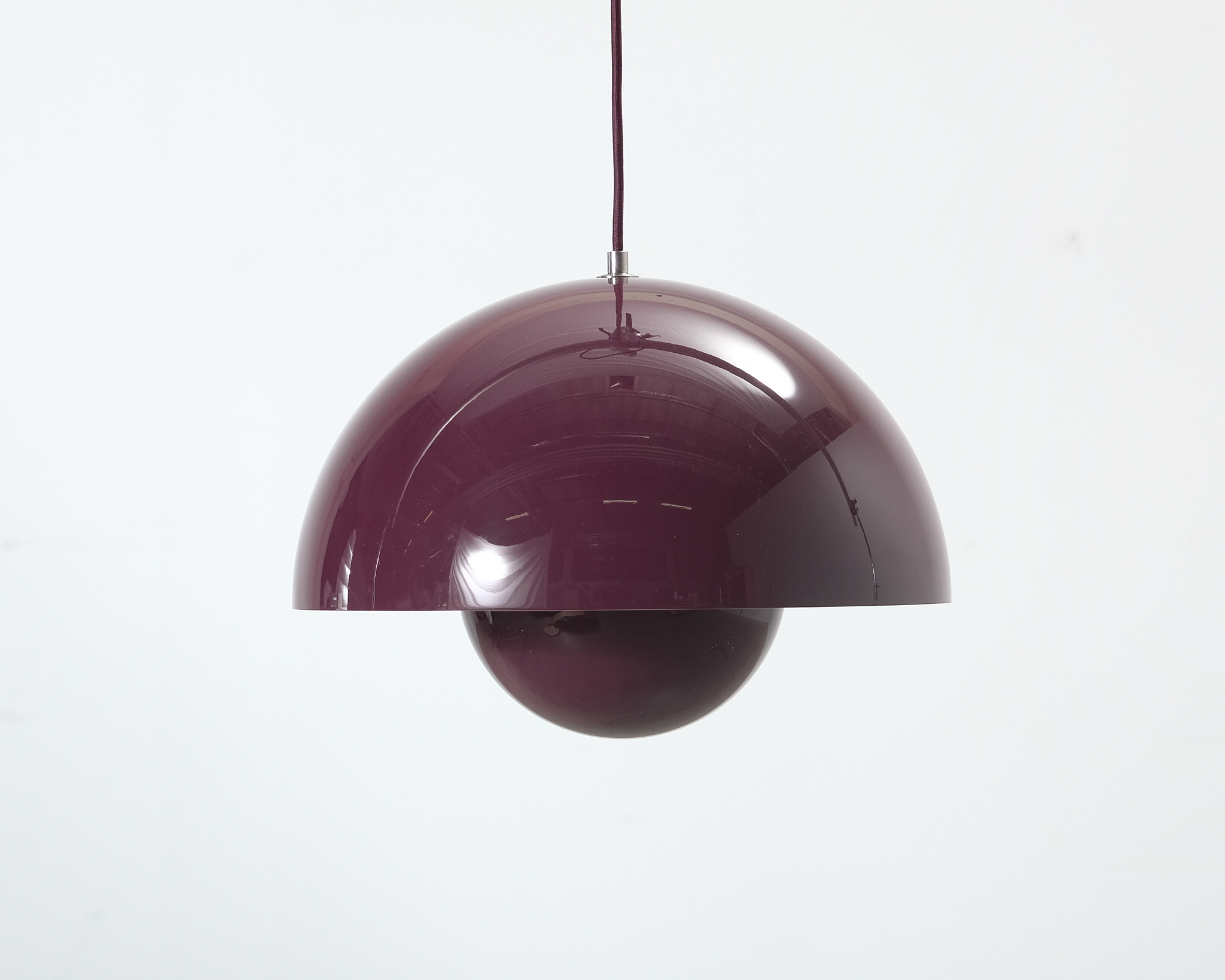 &Tradition Flowerpot VP7 pendellampa Dark Plum