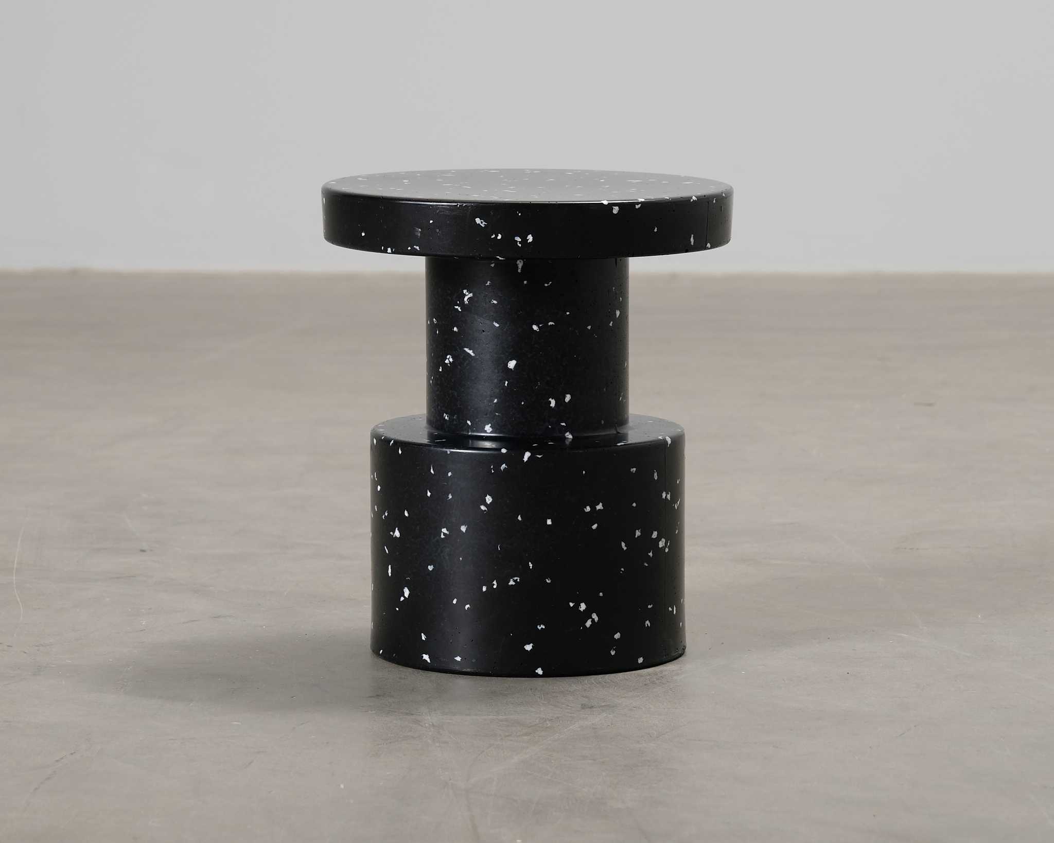 Normann Copenhagen Bit pall svart
