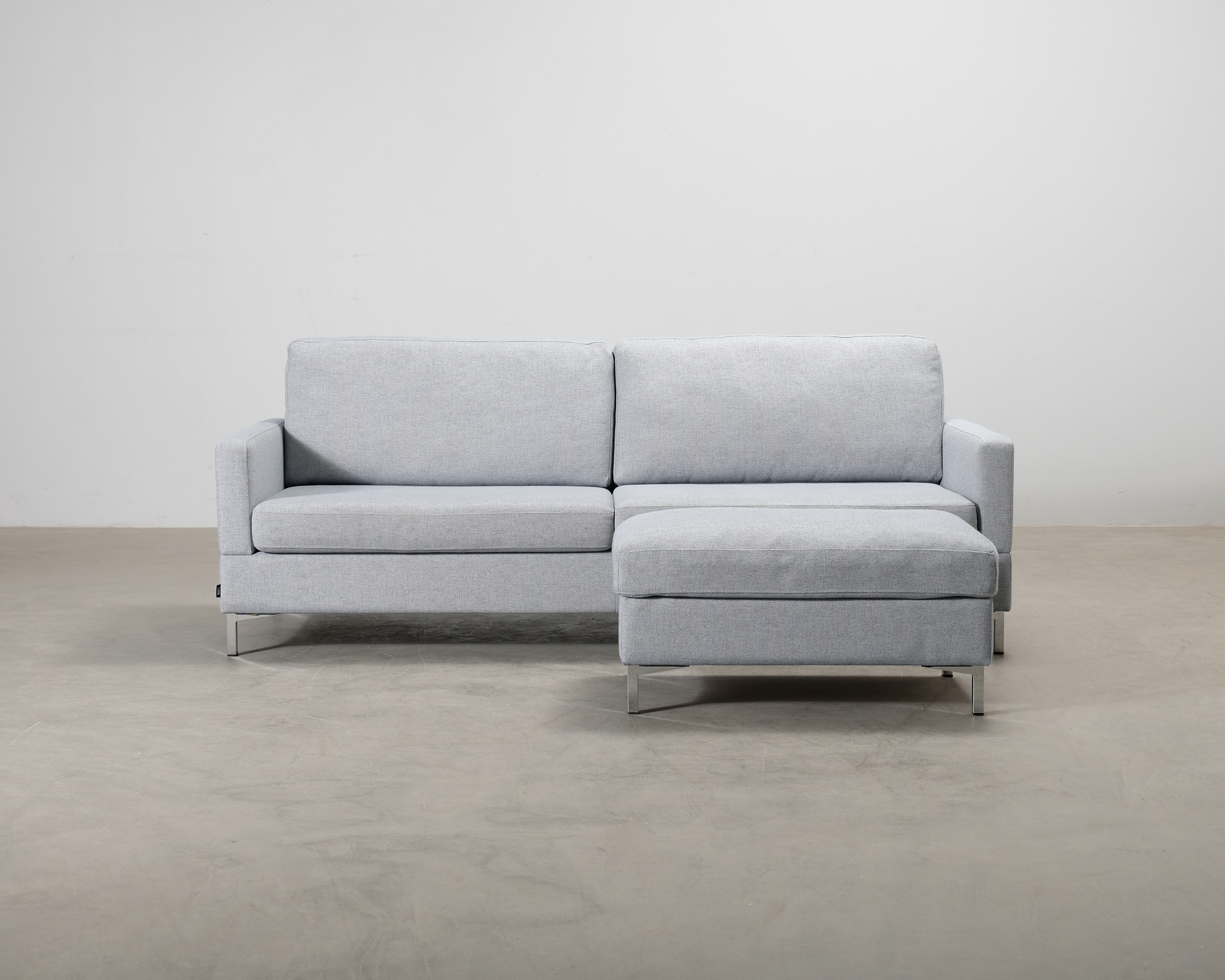 Isku 2,5-sits soffa med fotpall gr&aring;