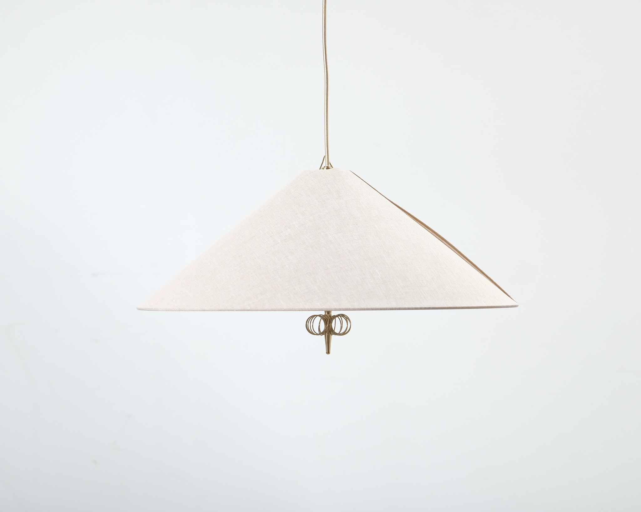 Gubi 1967 pendellampa mässing / canvas