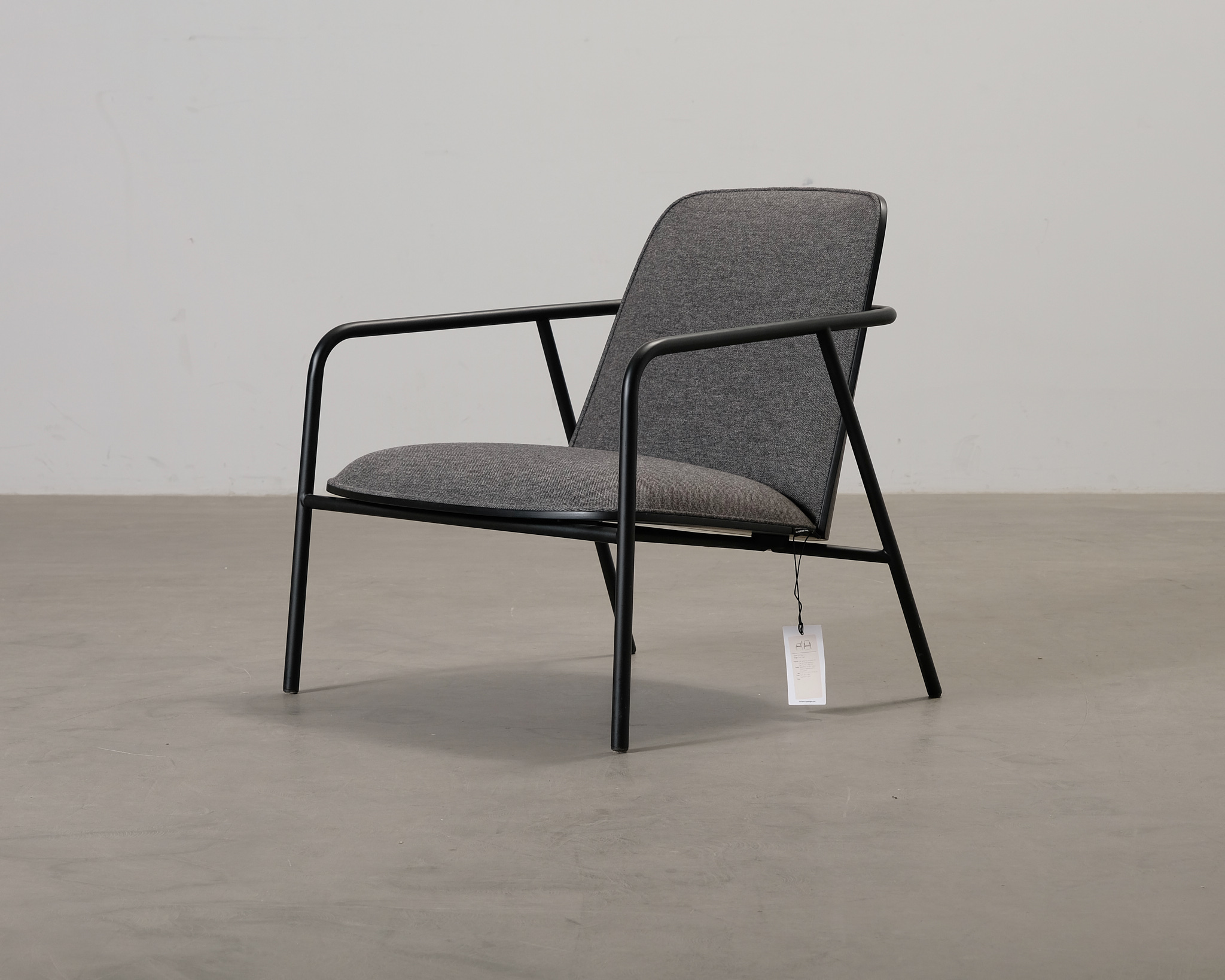 Normann Copenhagen Pad Low nojatuoli harmaa