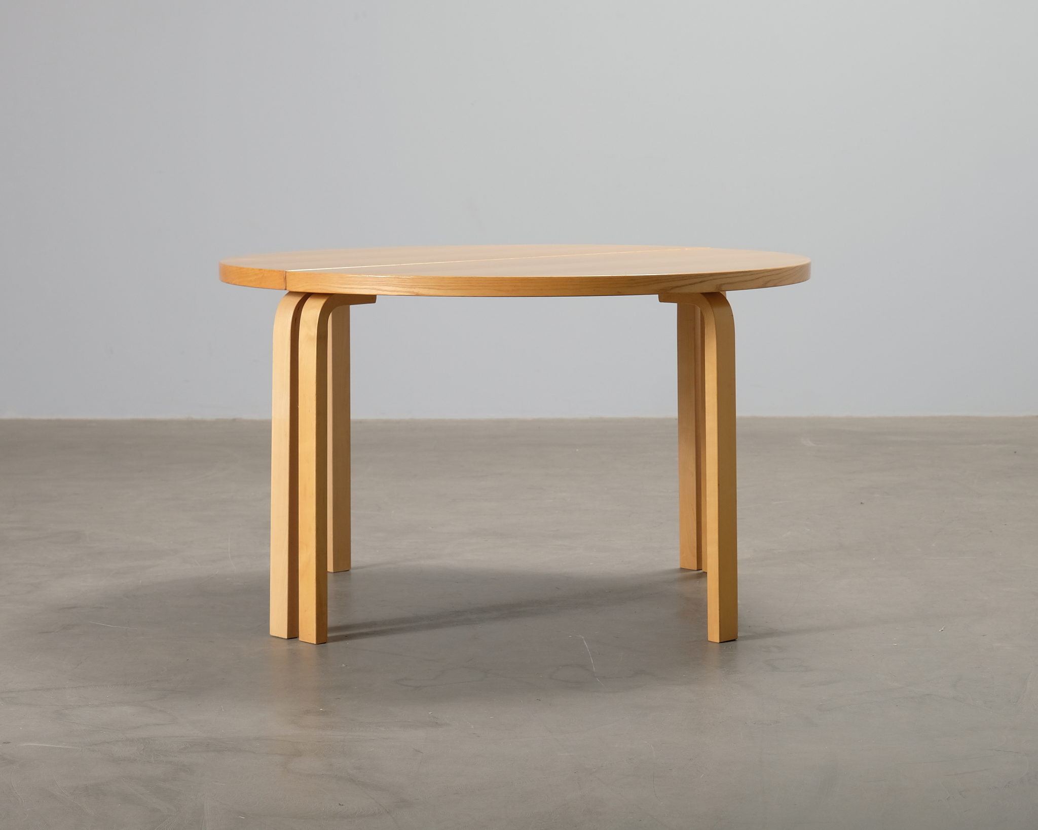 Artek 96 bord halvcirkel, set om 2