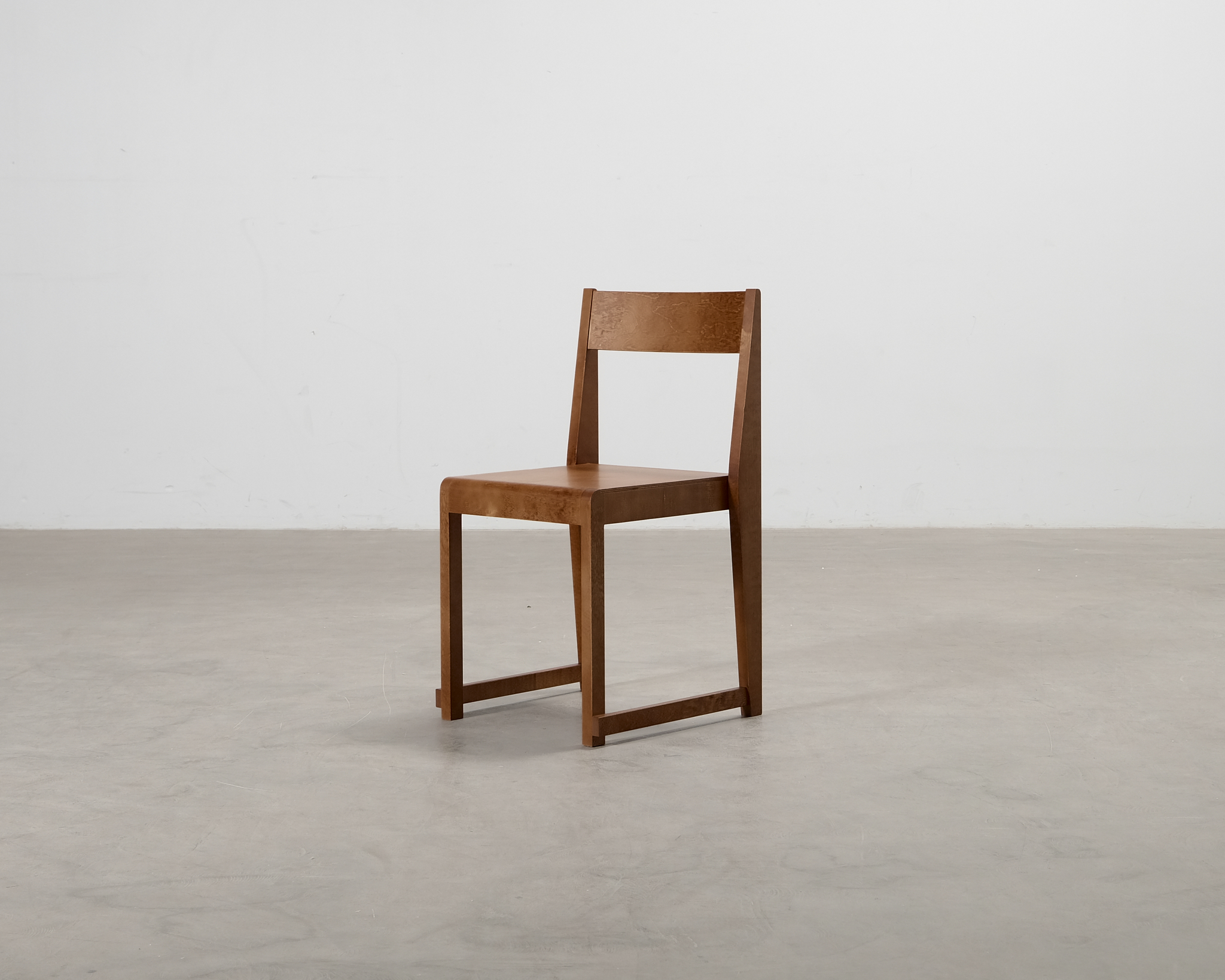 FRAMA Chair 01 matstol