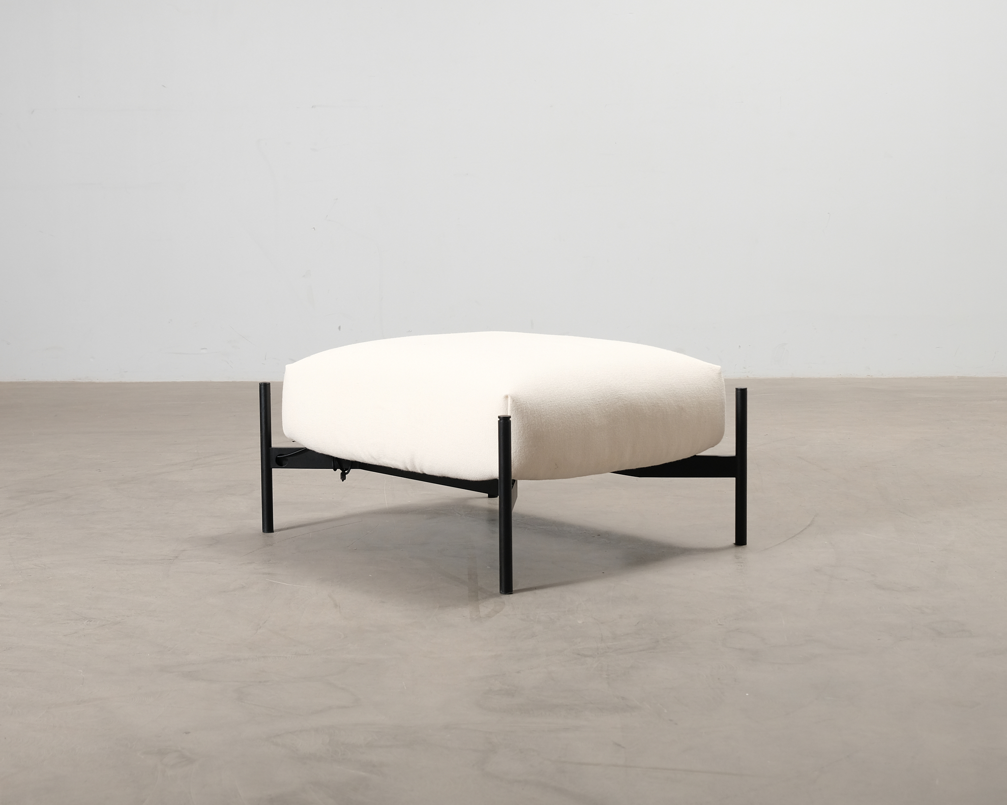 Fogia Fragment footstool