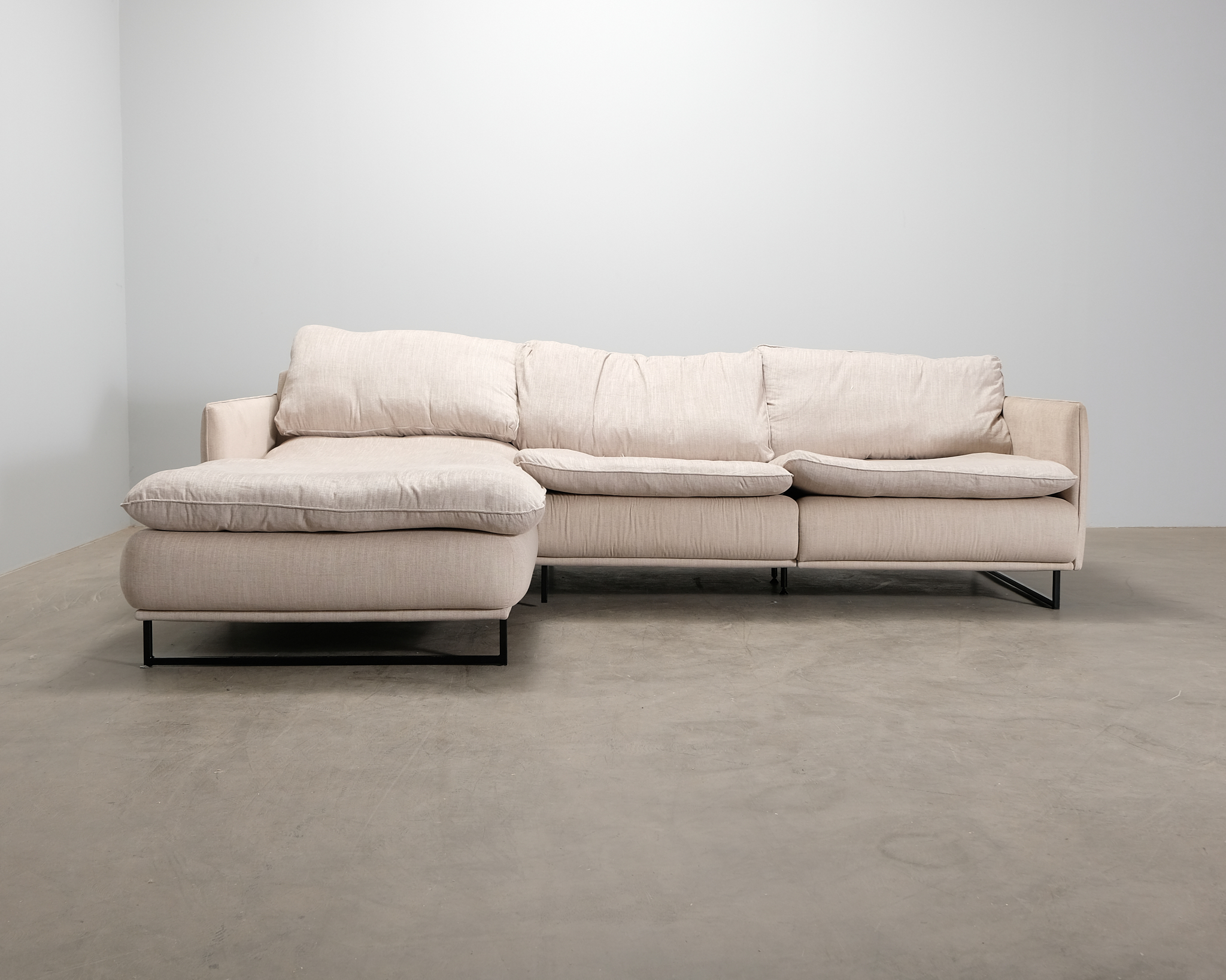 Burhens Grace 4-sits soffa med divan beige