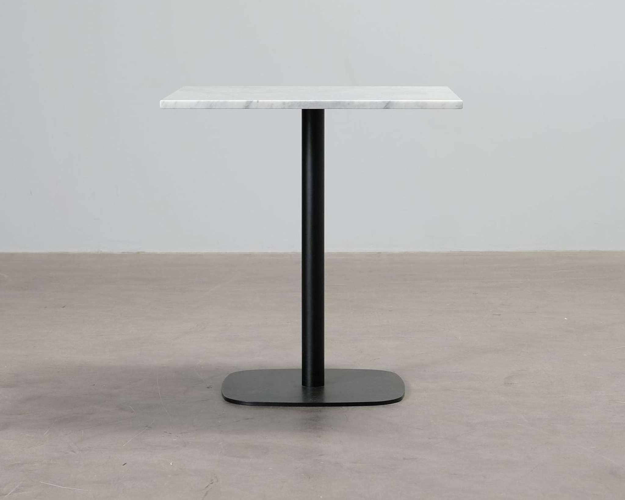 Normann Copenhagen Form caf&eacute;bord marmor