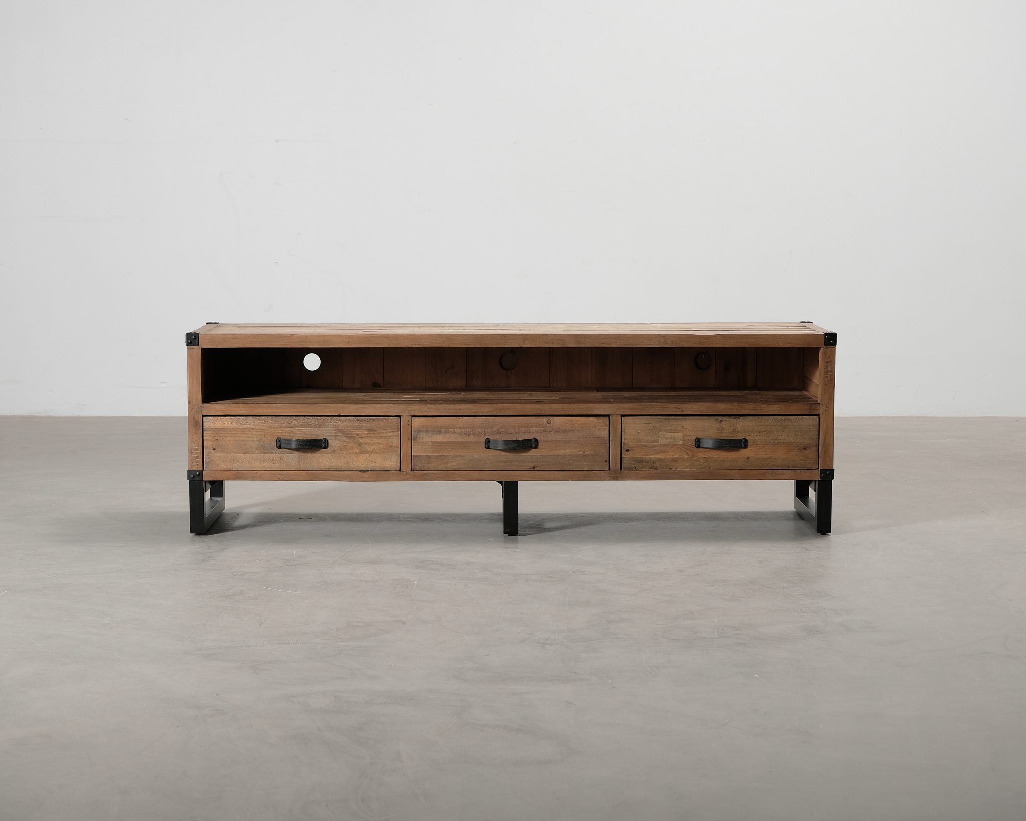 Mio Woodenforge TV-b&auml;nk