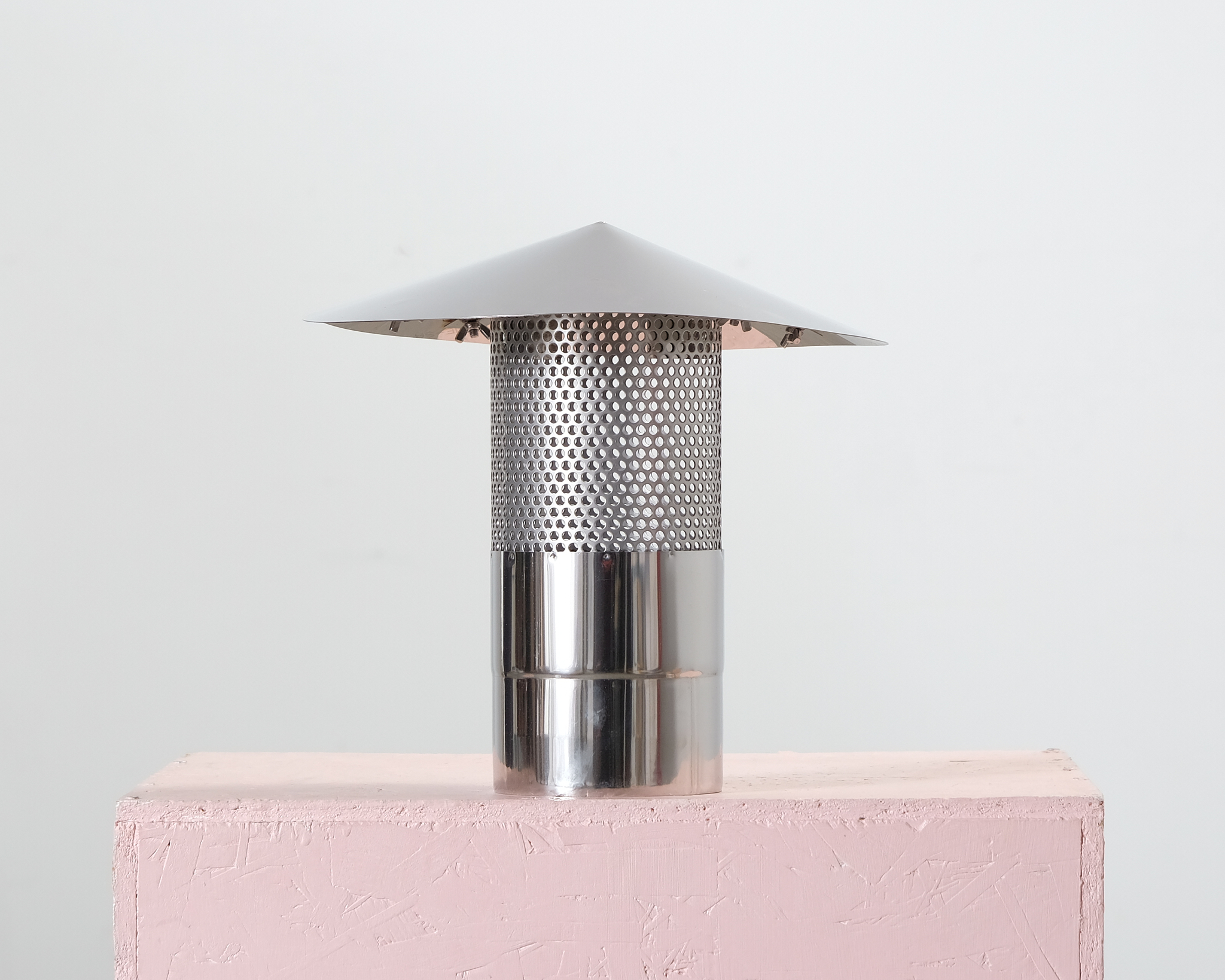 Kirami savupiipun kärki teräs