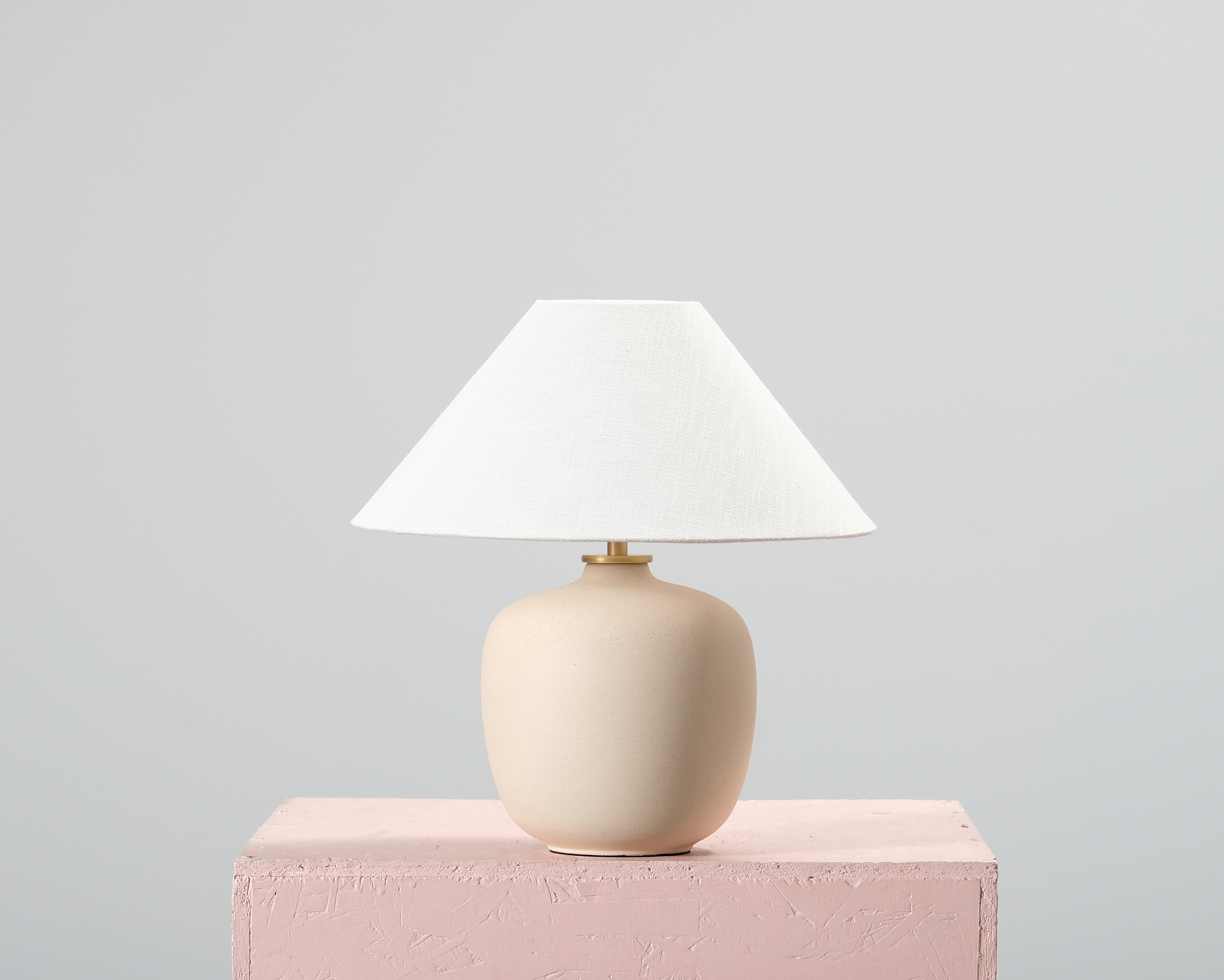 Audo Torso 37 bordslampa sand