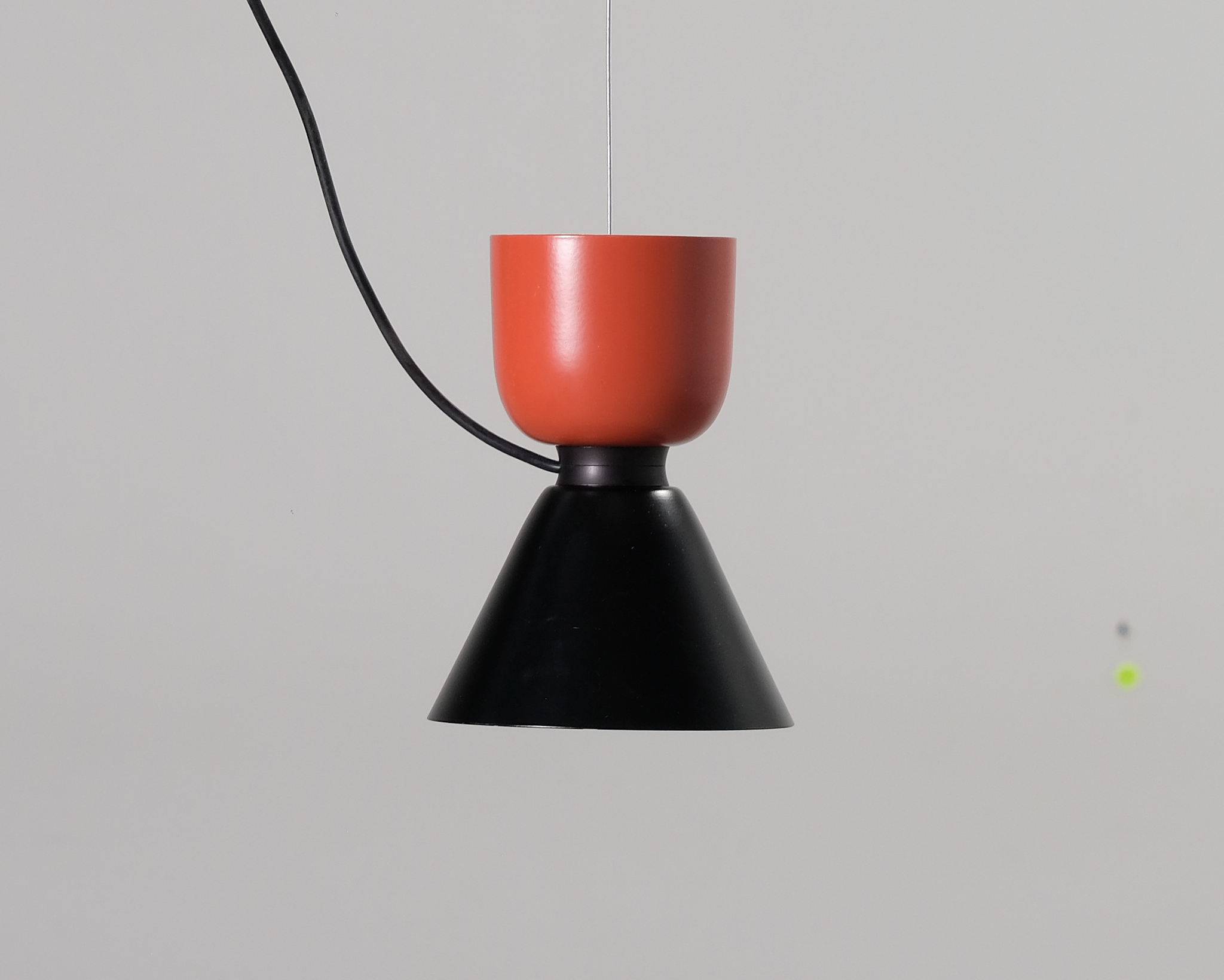 Hem Alphabeta Uno pendellampa svart / röd
