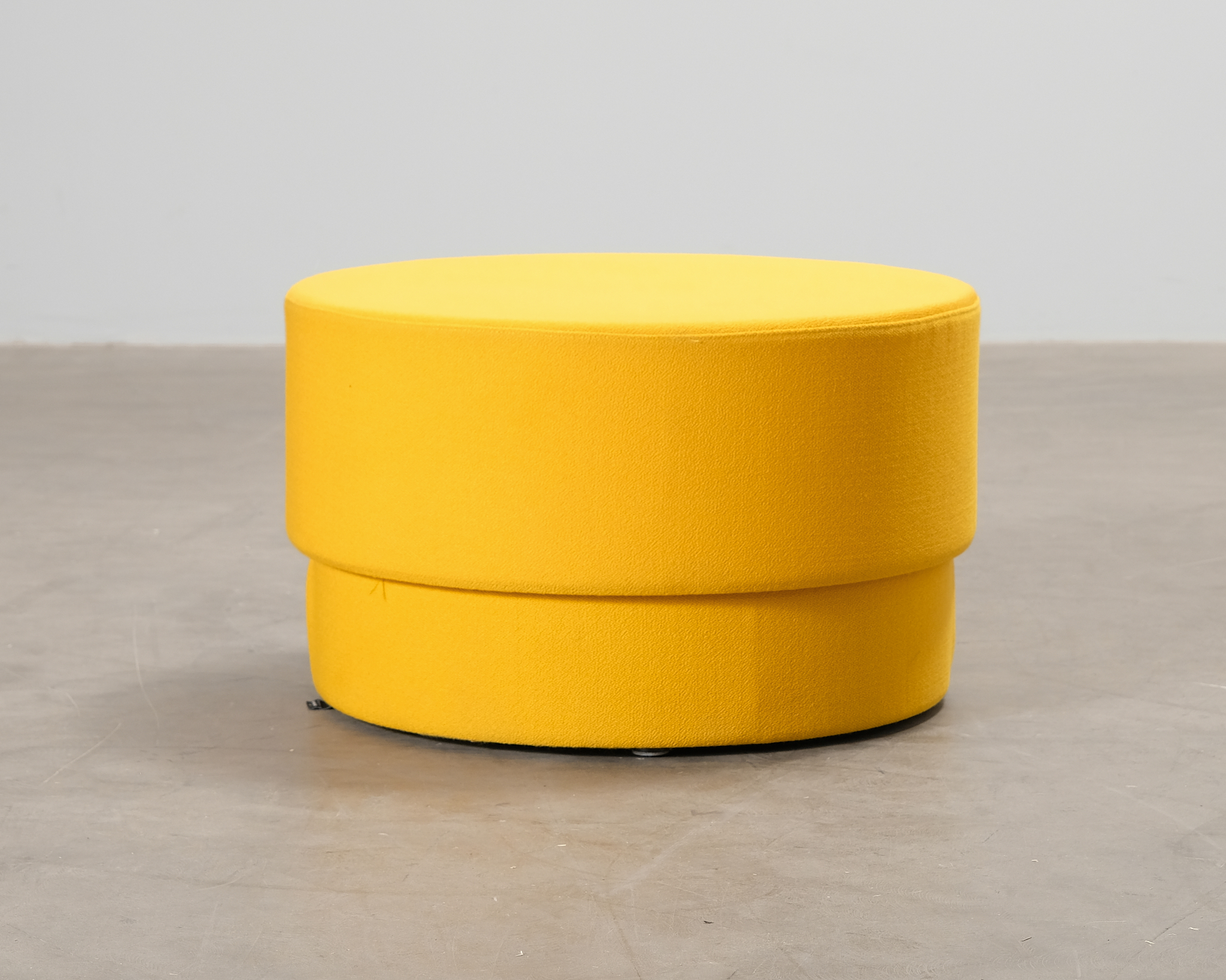 Normann Copenhagen Silo Medium puff gul
