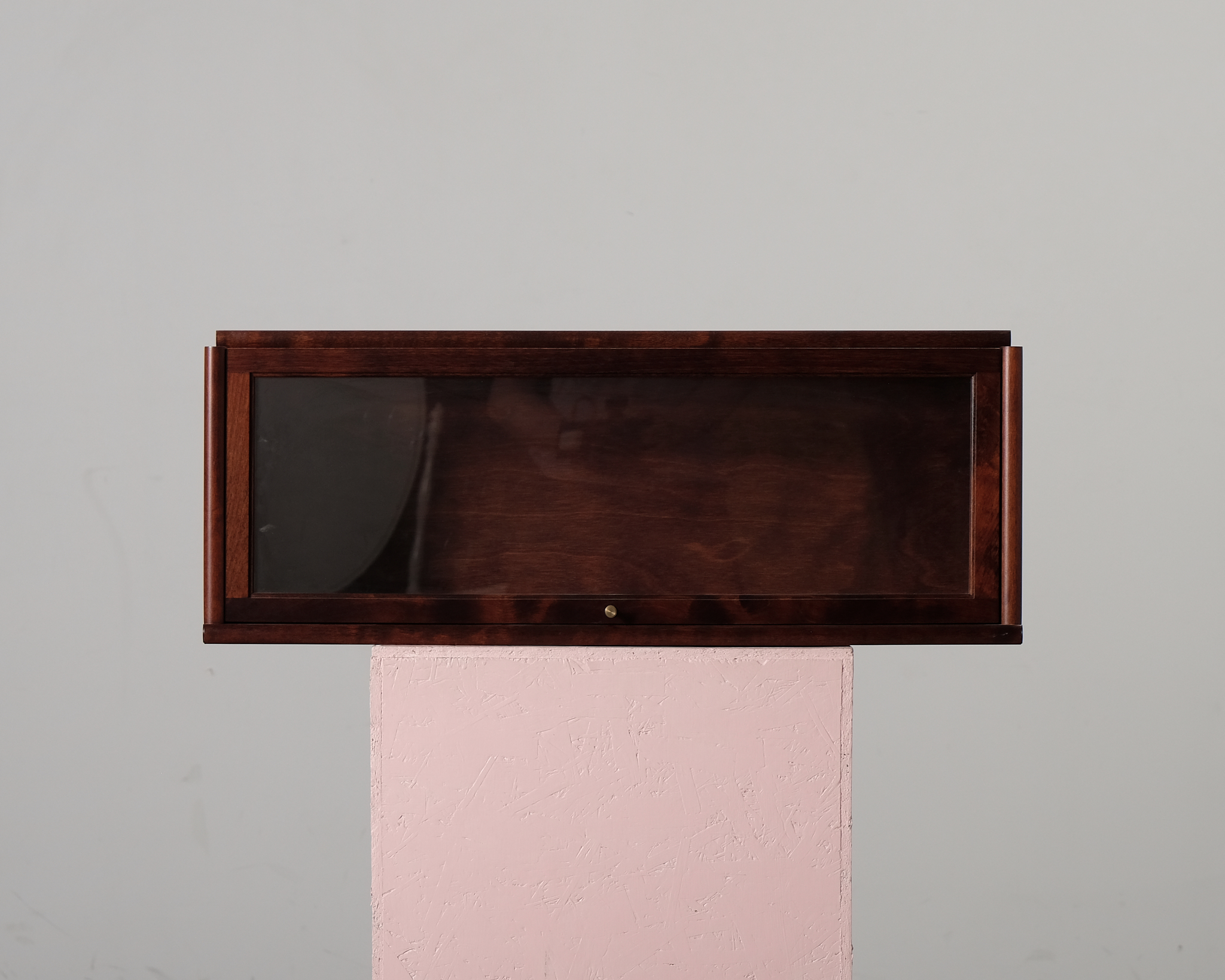 Boknäs vitrinskåp med glasdörr D31, H31