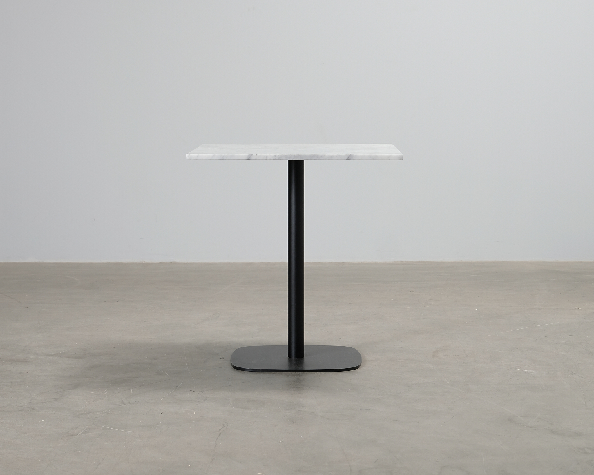 Normann Copenhagen Form caf&eacute;bord marmor
