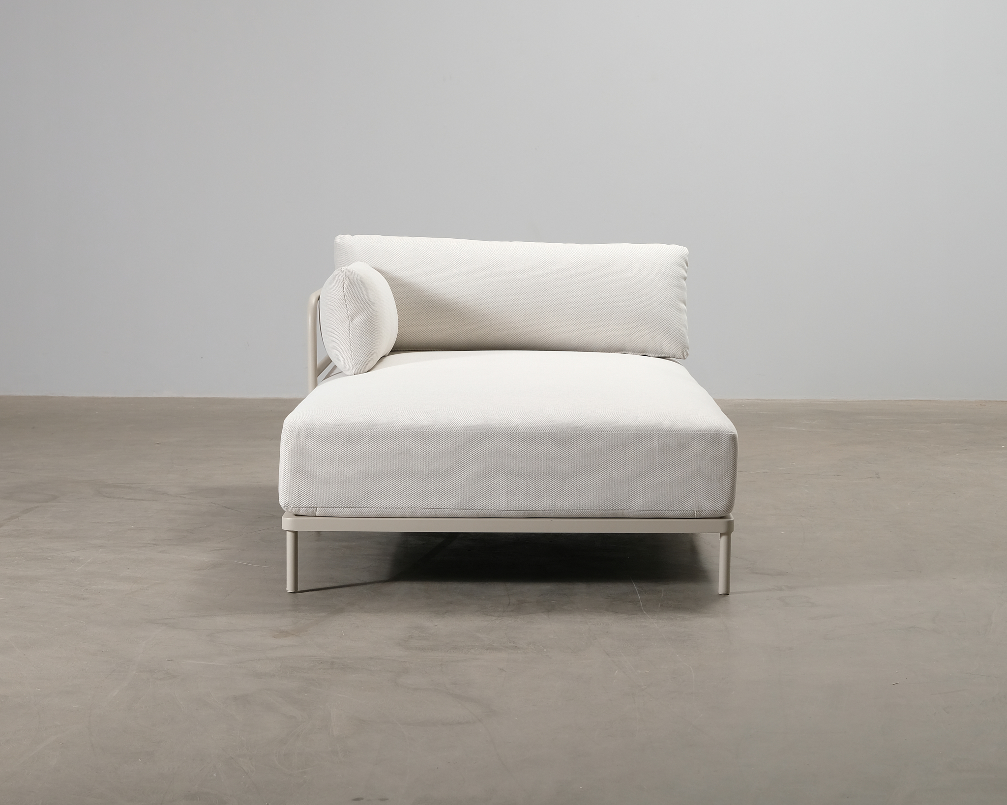 Sofacompany Vincent Outdoor divan v&auml;nster Sandshell