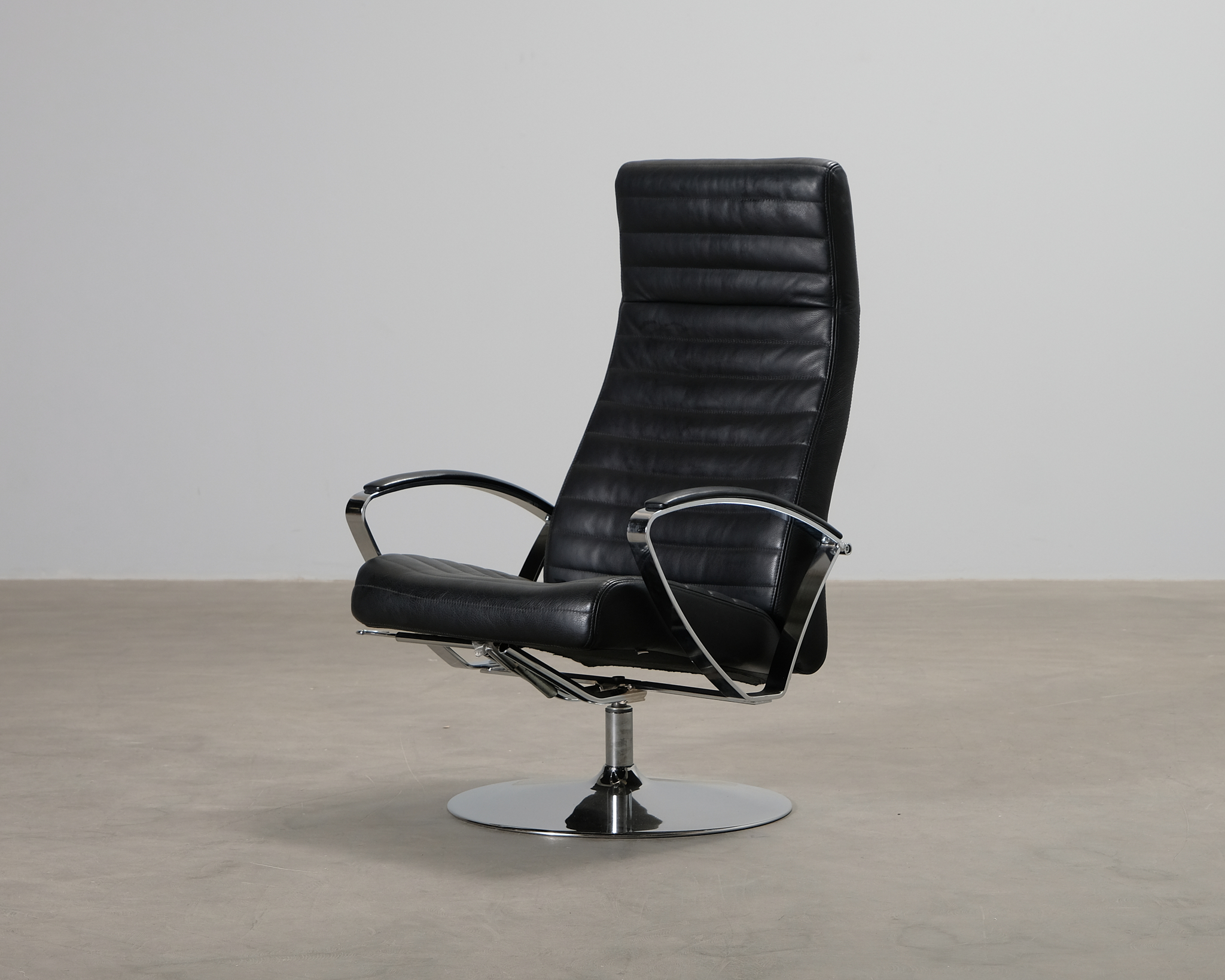 BoConcept Wing f&aring;t&ouml;lj svart
