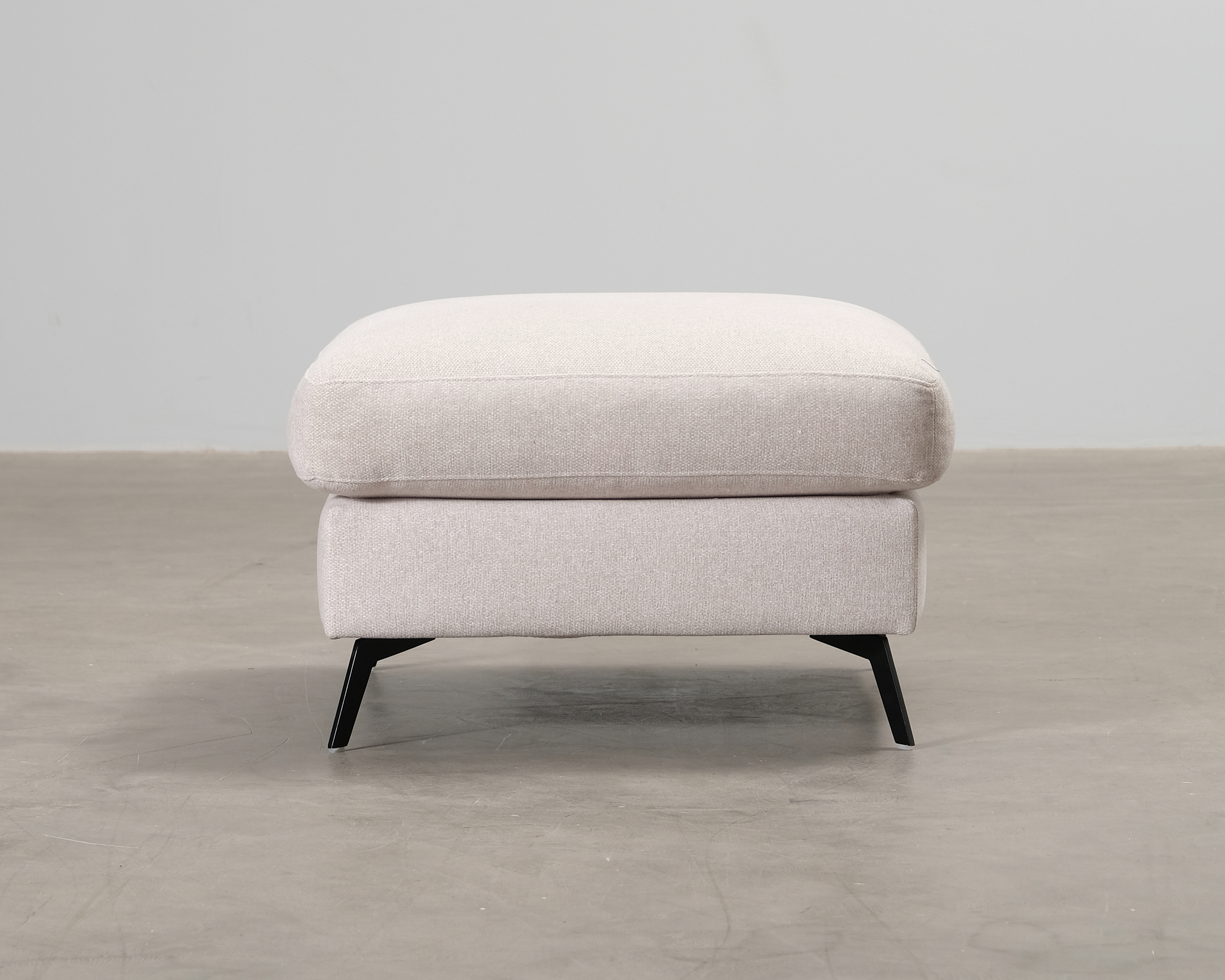 Friday Lyx puff beige