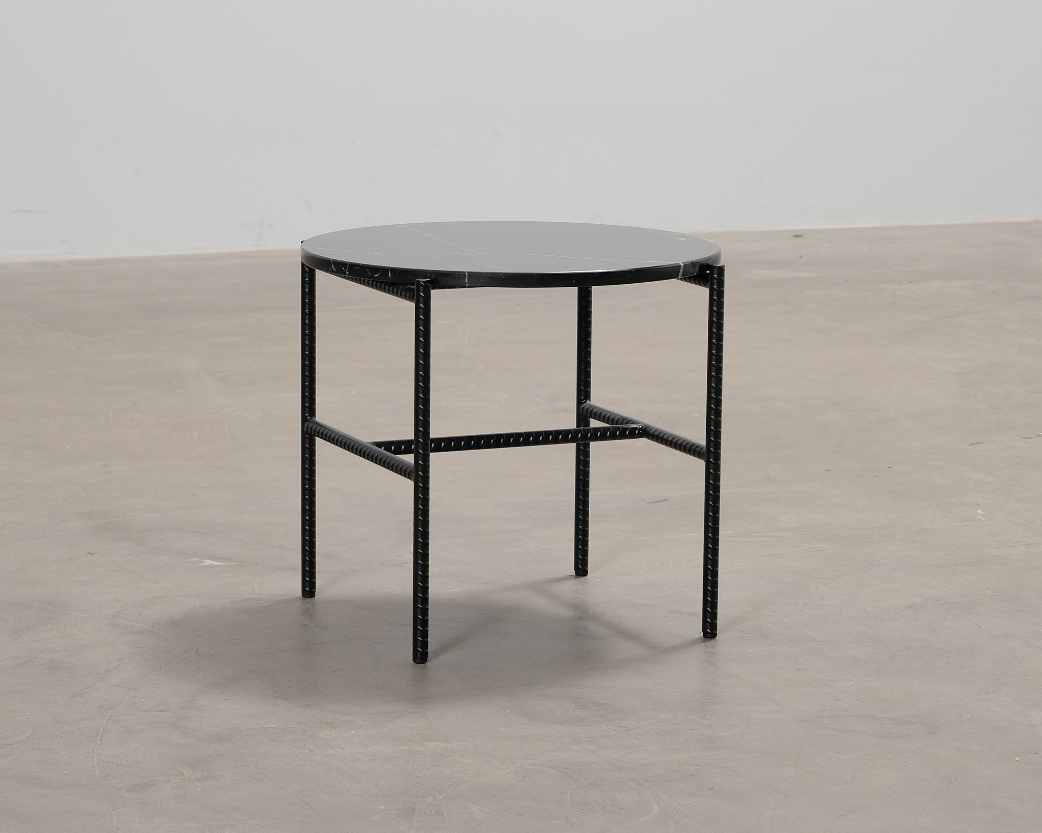 Hay Rebar sidobord 45 x 45 cm svart