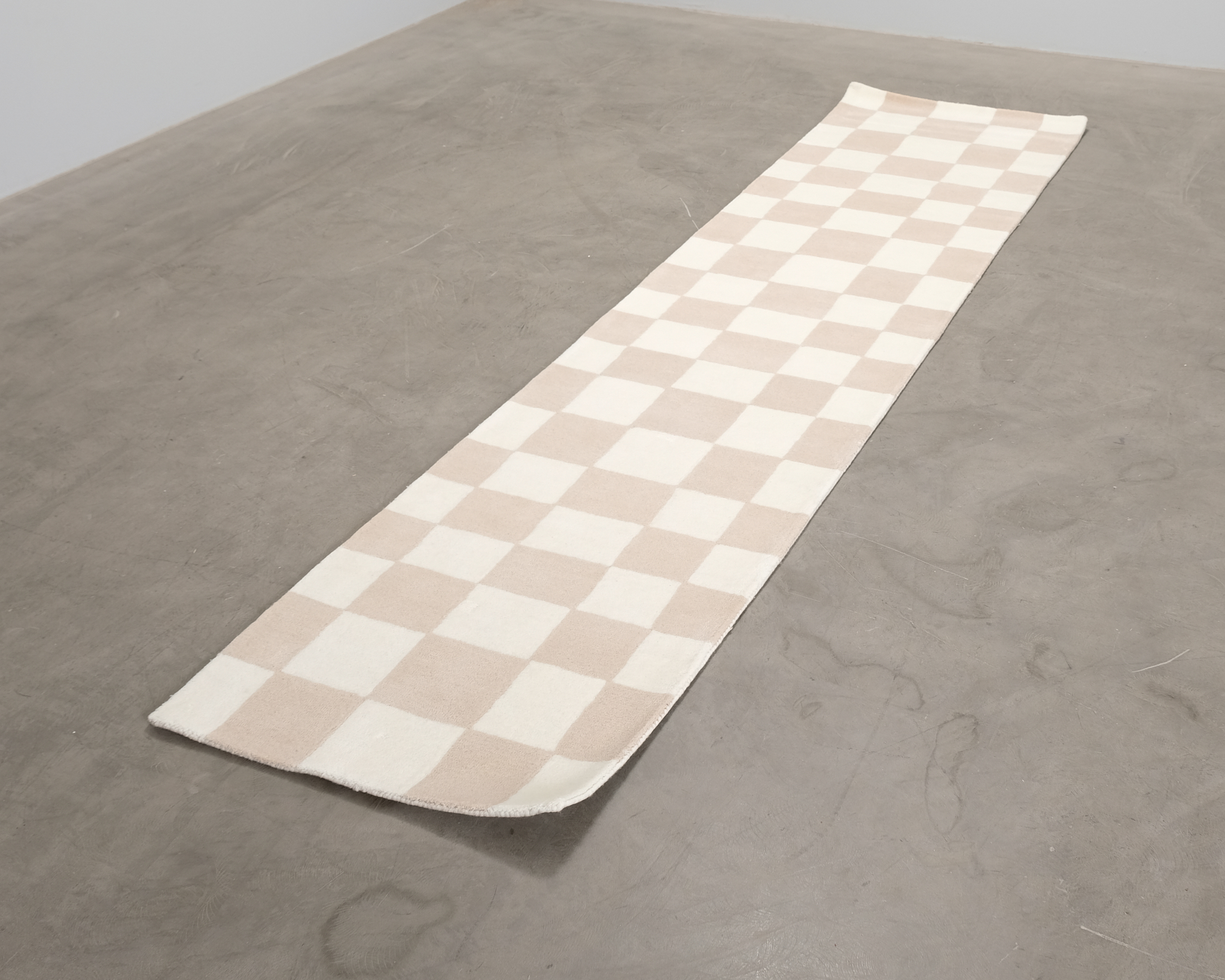 Tinted Objects Hafstrom g&aring;ngmatta 80 &times; 350 cm beige / vit