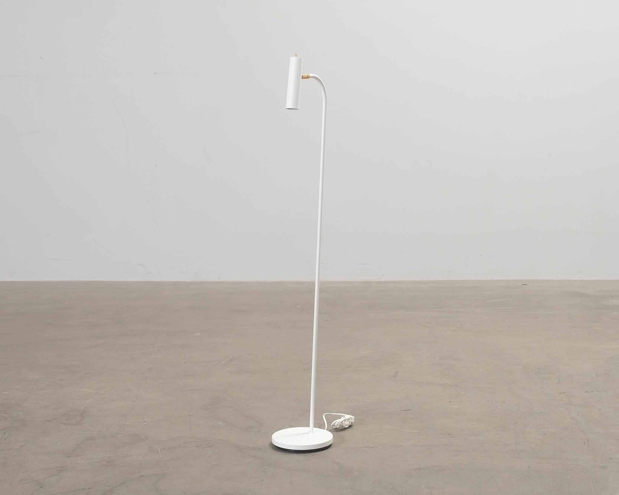 Belid Slender golvlampa vit