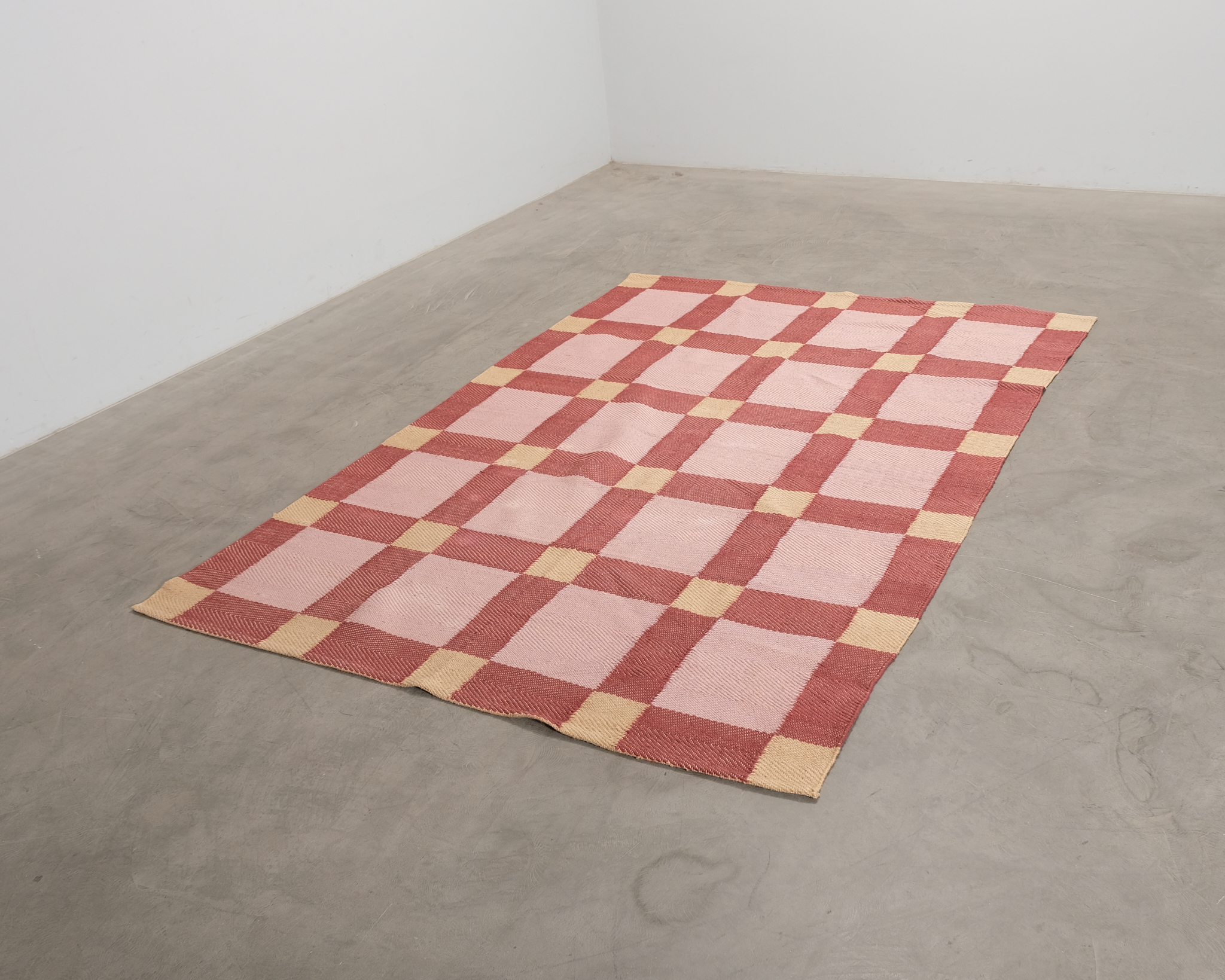 Layered x Evelina Kroon jutematta 180 x 270 cm Plum Punch