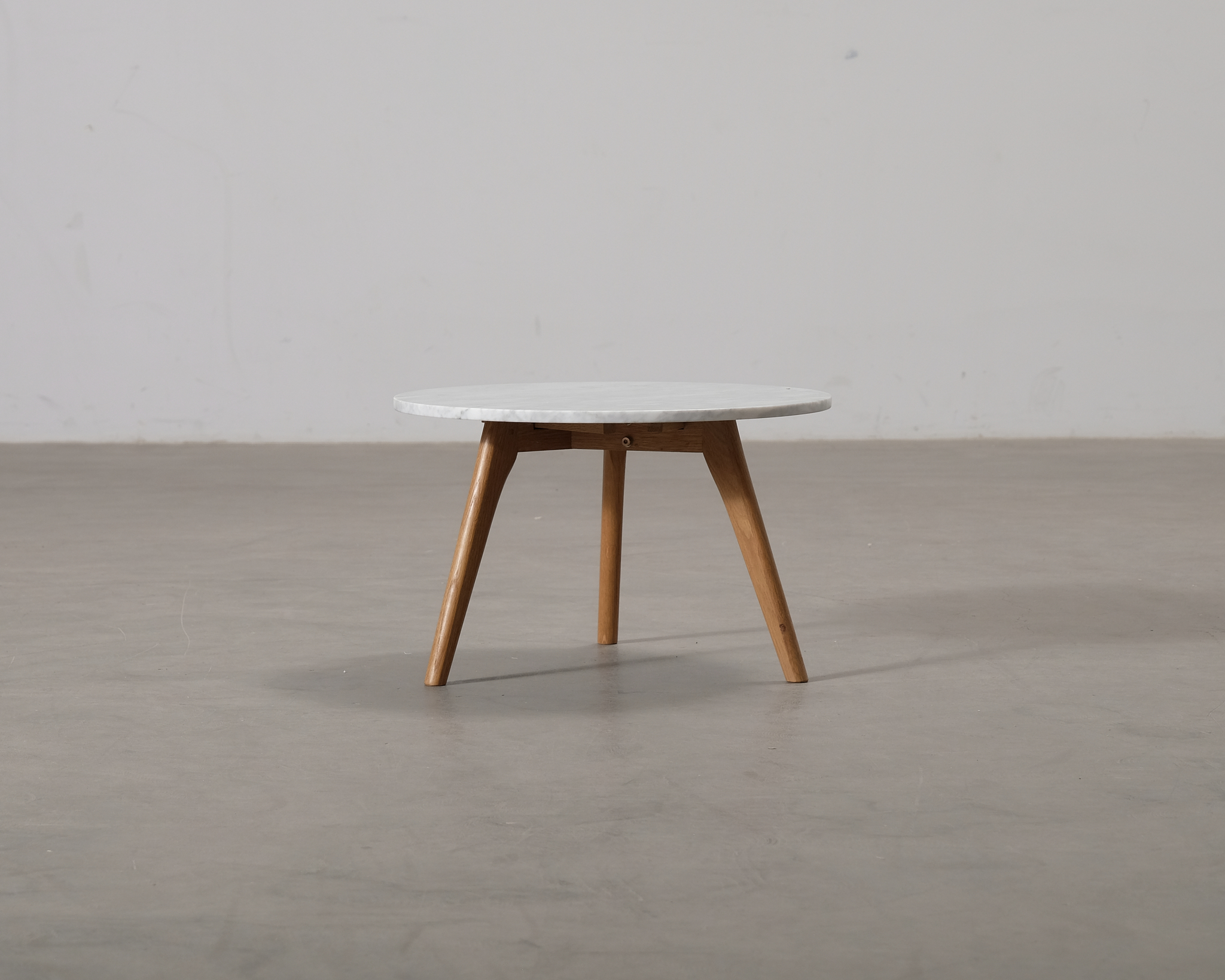 Zuiver marble coffee table ø 50 cm